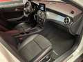 Mercedes-Benz GLA 200 200d AMG Line Blanc - thumbnail 10