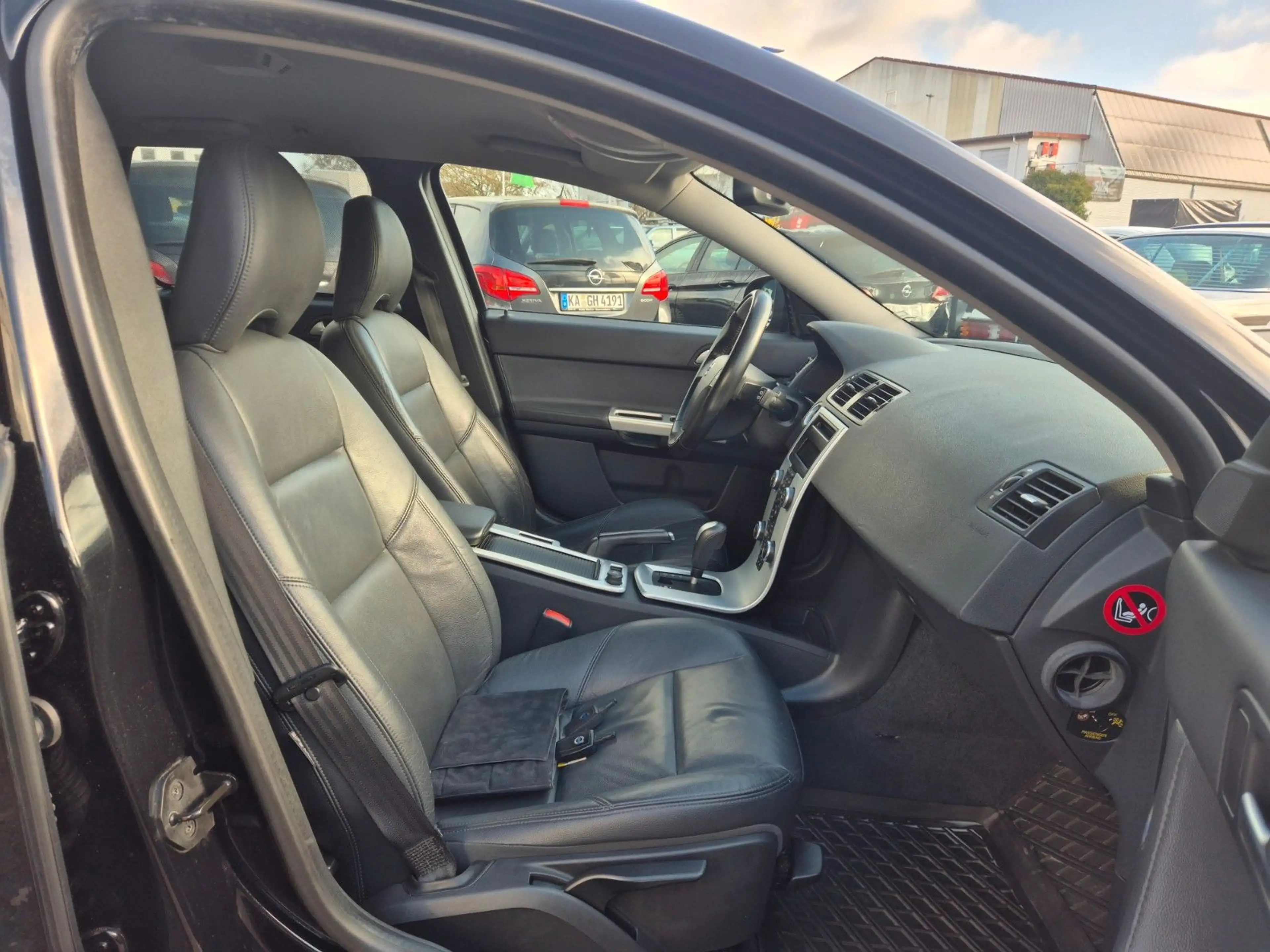 Volvo V50 2.0d 5 Zylinder 1Hd Xenon Automatik Leder — photo 12