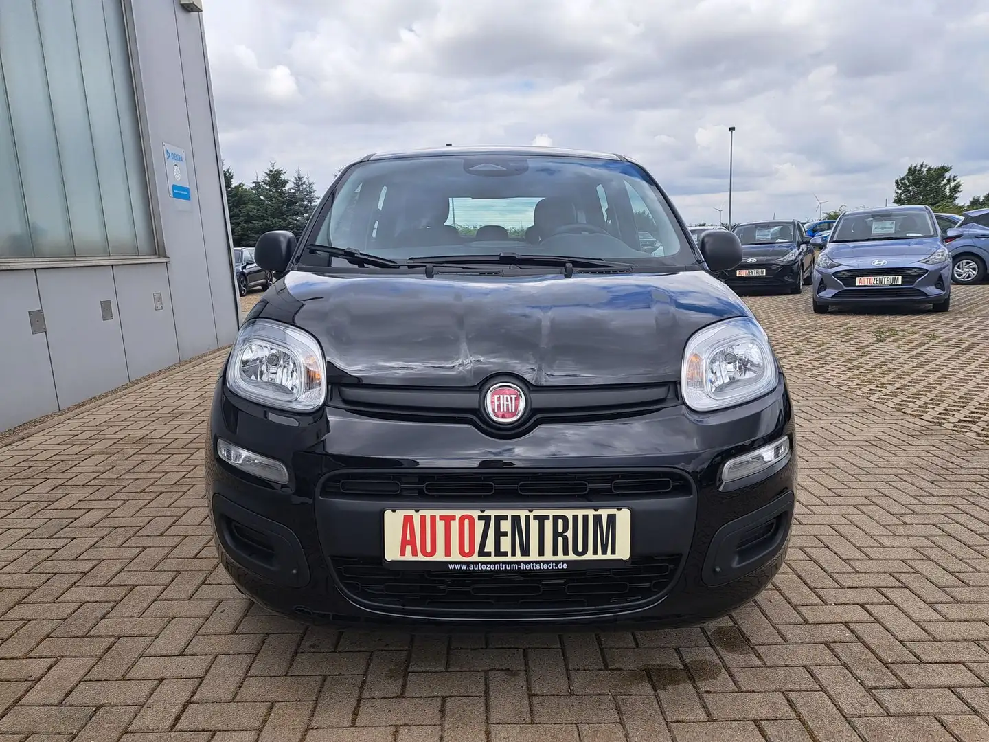 Fiat New Panda MODELL 2025 1.0 Hybrid CITY-PAKET KLIM Noir - 2