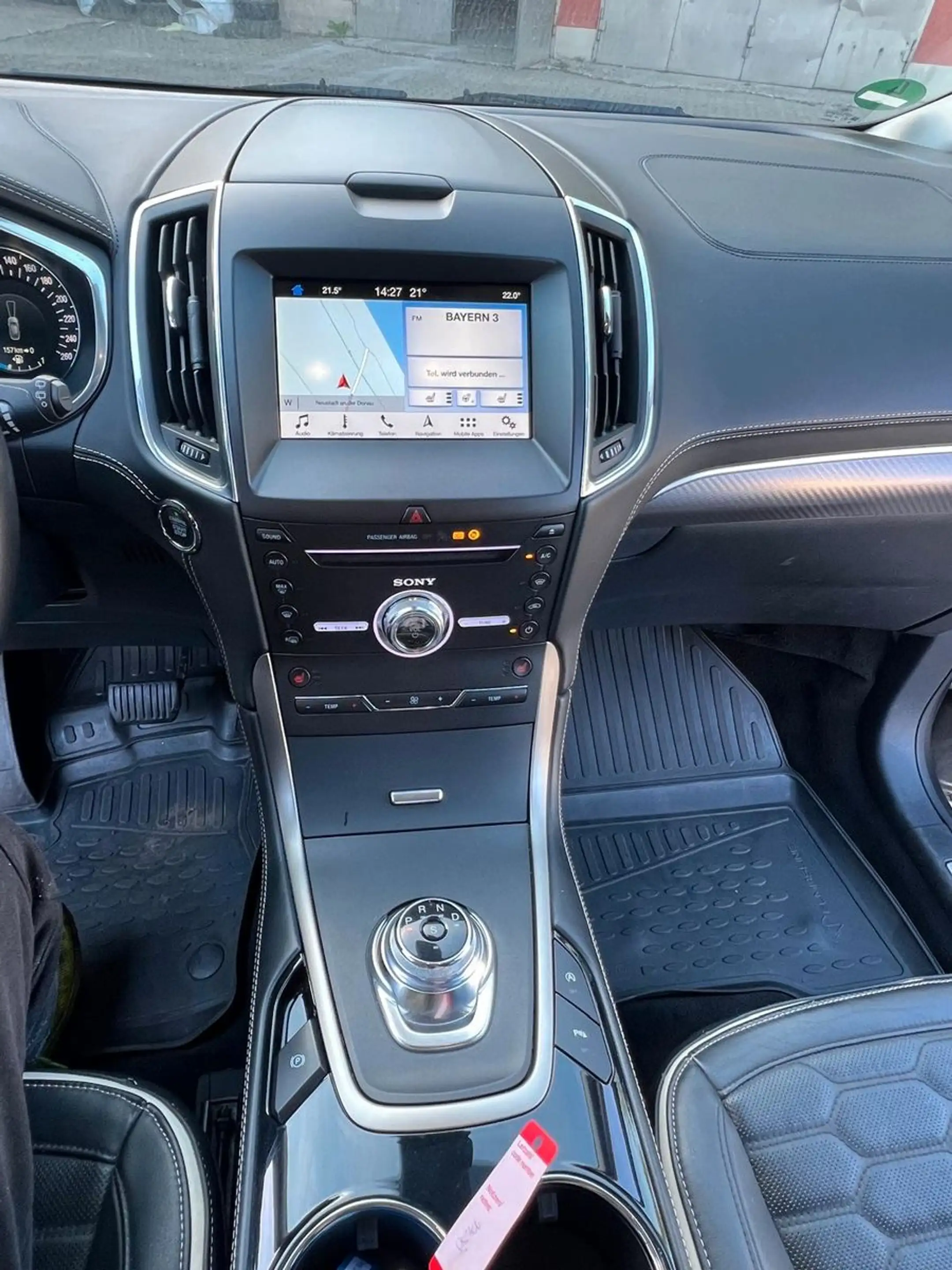 Ford S-Max S-MAX Vignale — photo 17