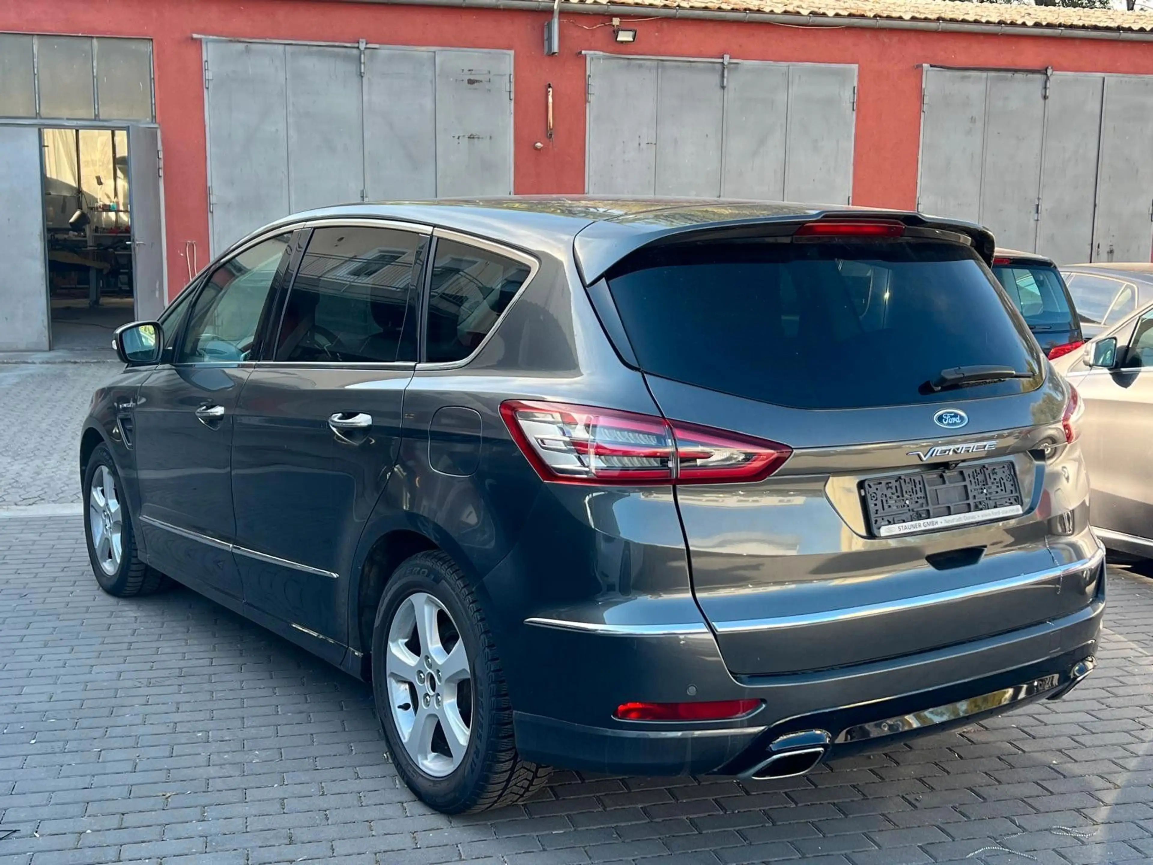 Ford S-Max S-MAX Vignale — photo 5