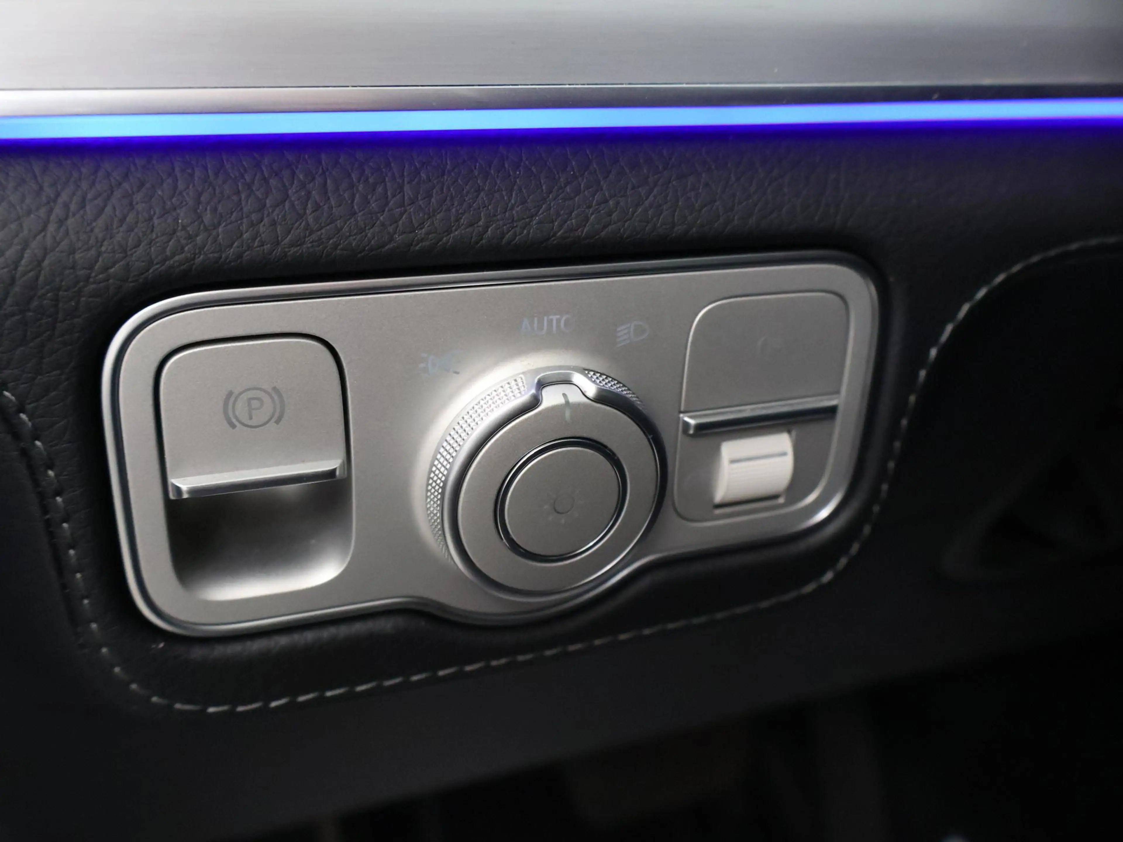 Mercedes-Benz GLE 400 400e 4MATIC Sport Edition Premium Plus | Premium P — photo 45