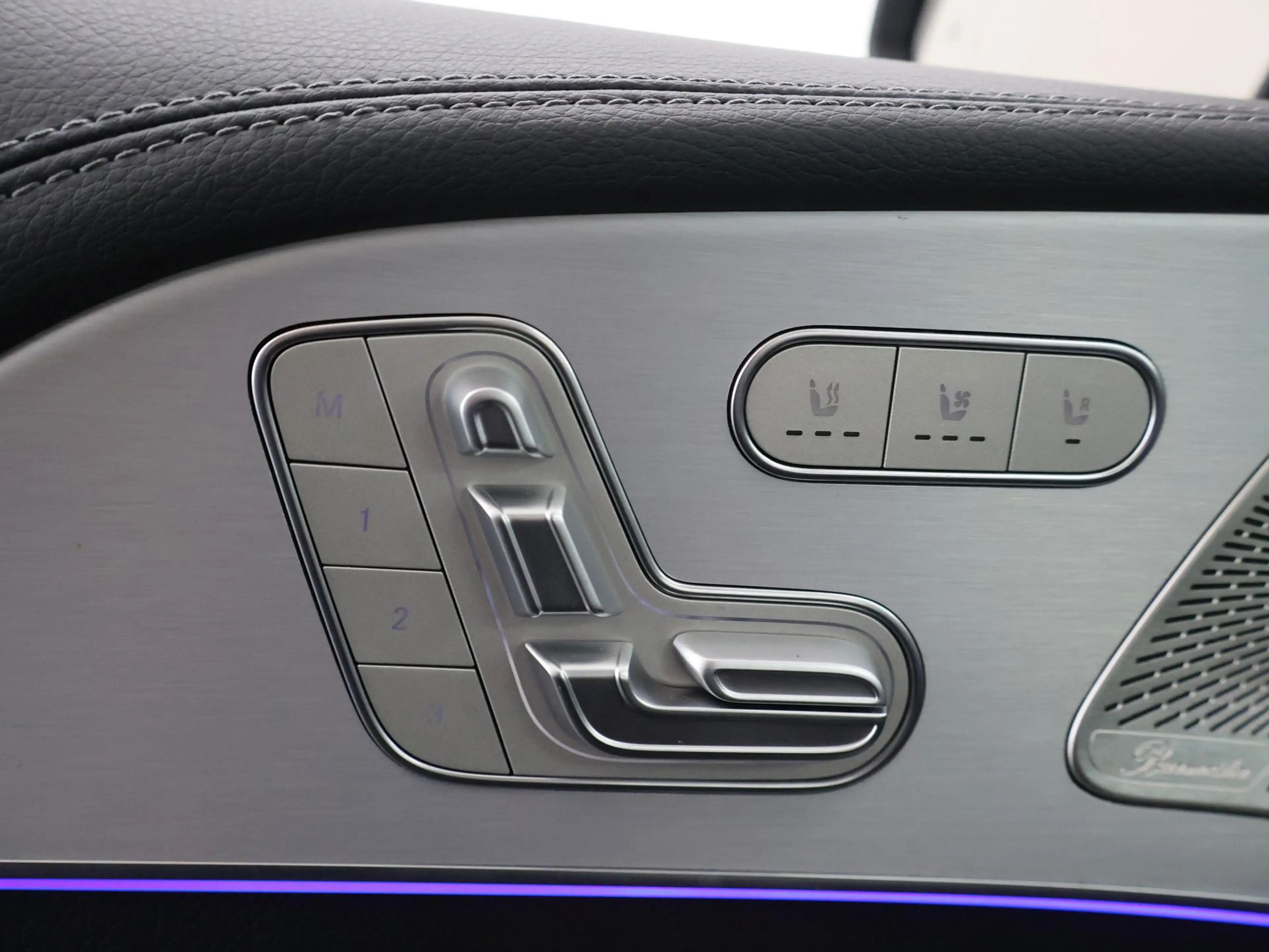 Mercedes-Benz GLE 400 400e 4MATIC Sport Edition Premium Plus | Premium P — photo 47