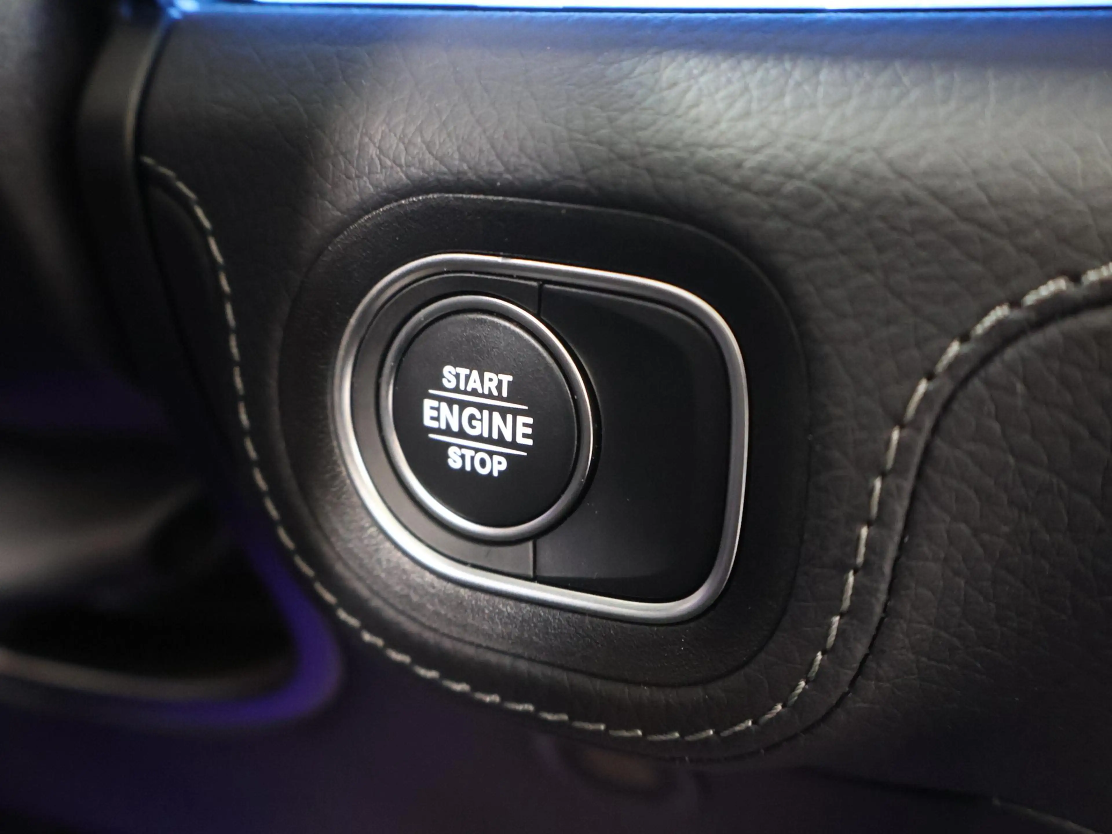 Mercedes-Benz GLE 400 400e 4MATIC Sport Edition Premium Plus | Premium P — photo 40