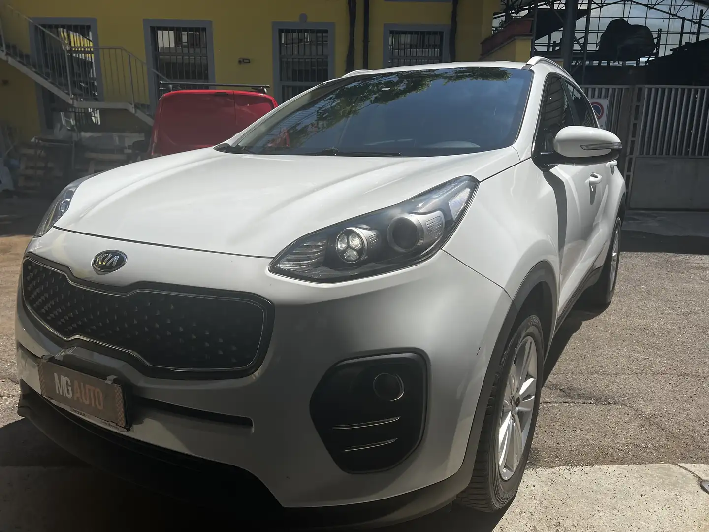 Kia Sportage Sportage 1.7 crdi Cool 2wd 115cv PERFETTA EURO 6B Weiß - 1