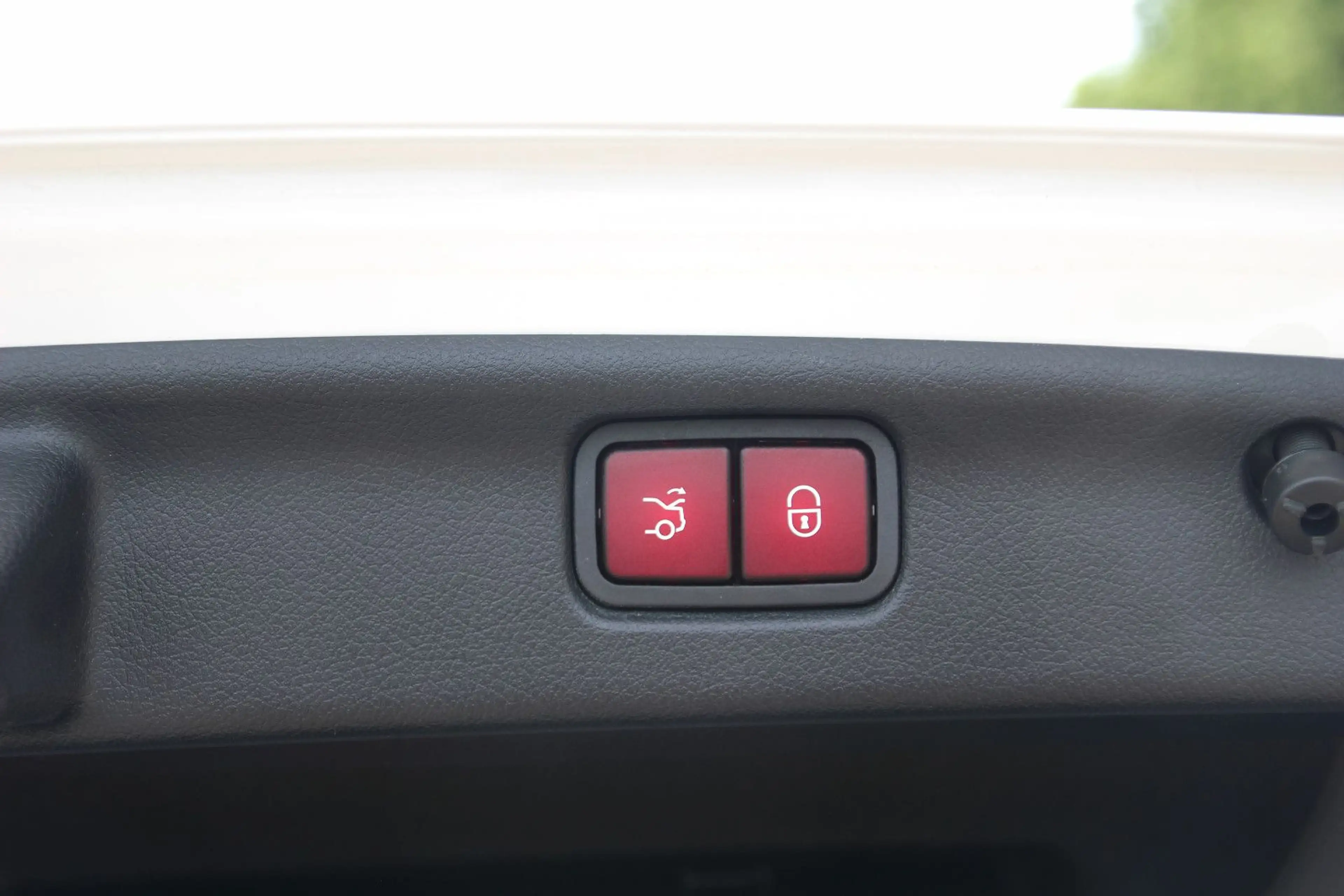 Mercedes-Benz C 43 AMG 4Matic+ DigiLight/HUD/ — photo 12