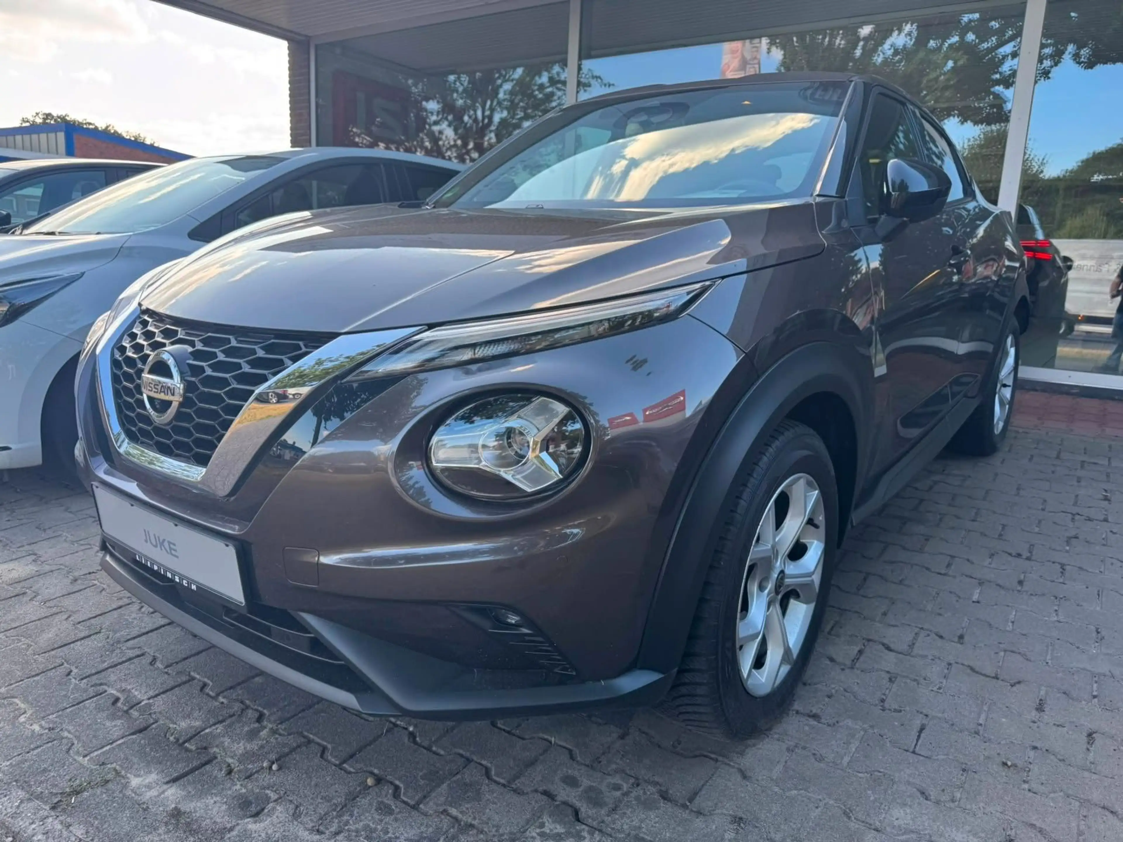 Nissan Juke 1.0 DIG-T N-CONNECTA *Automatik*