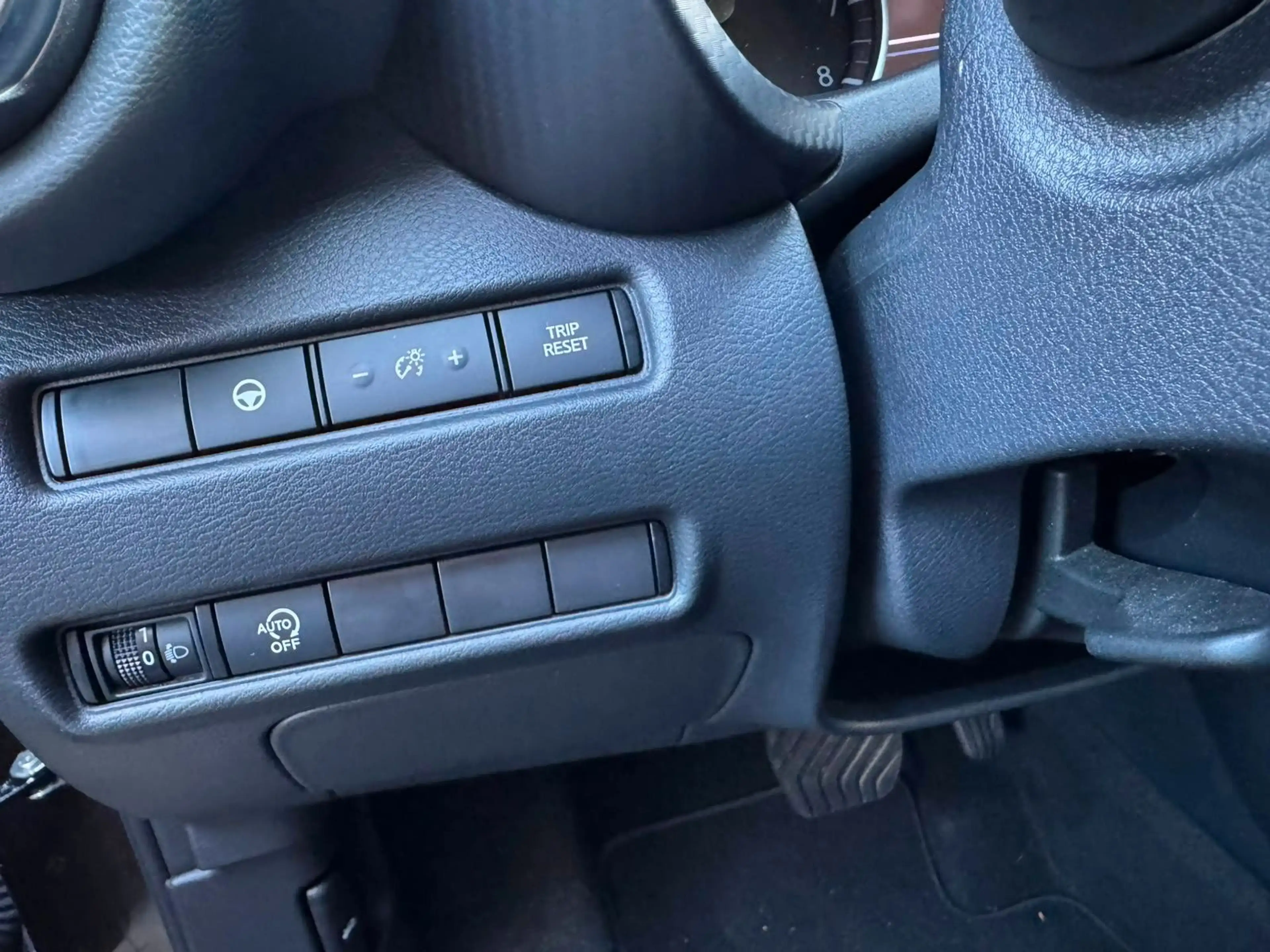 Nissan Juke 1.0 DIG-T N-CONNECTA *Automatik* — photo 12
