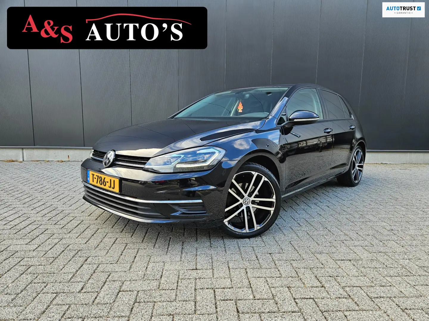 Volkswagen Golf 1.4 TSI Comfortline 5 Deurs Camera Virtual cockpit Noir - 1
