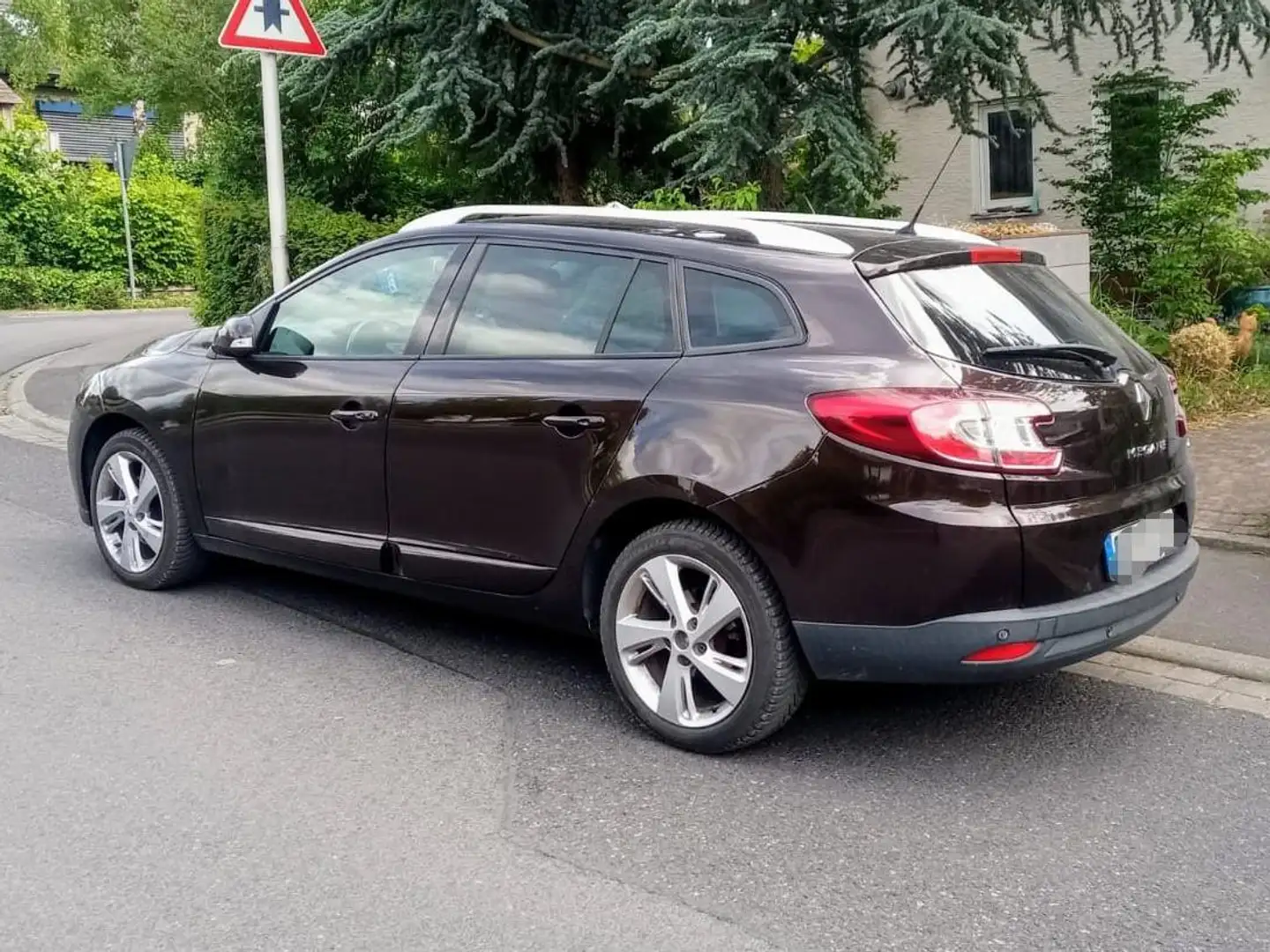 Renault Megane Megane Grandtour ENERGY dCi 110 Start Hnědá - 1