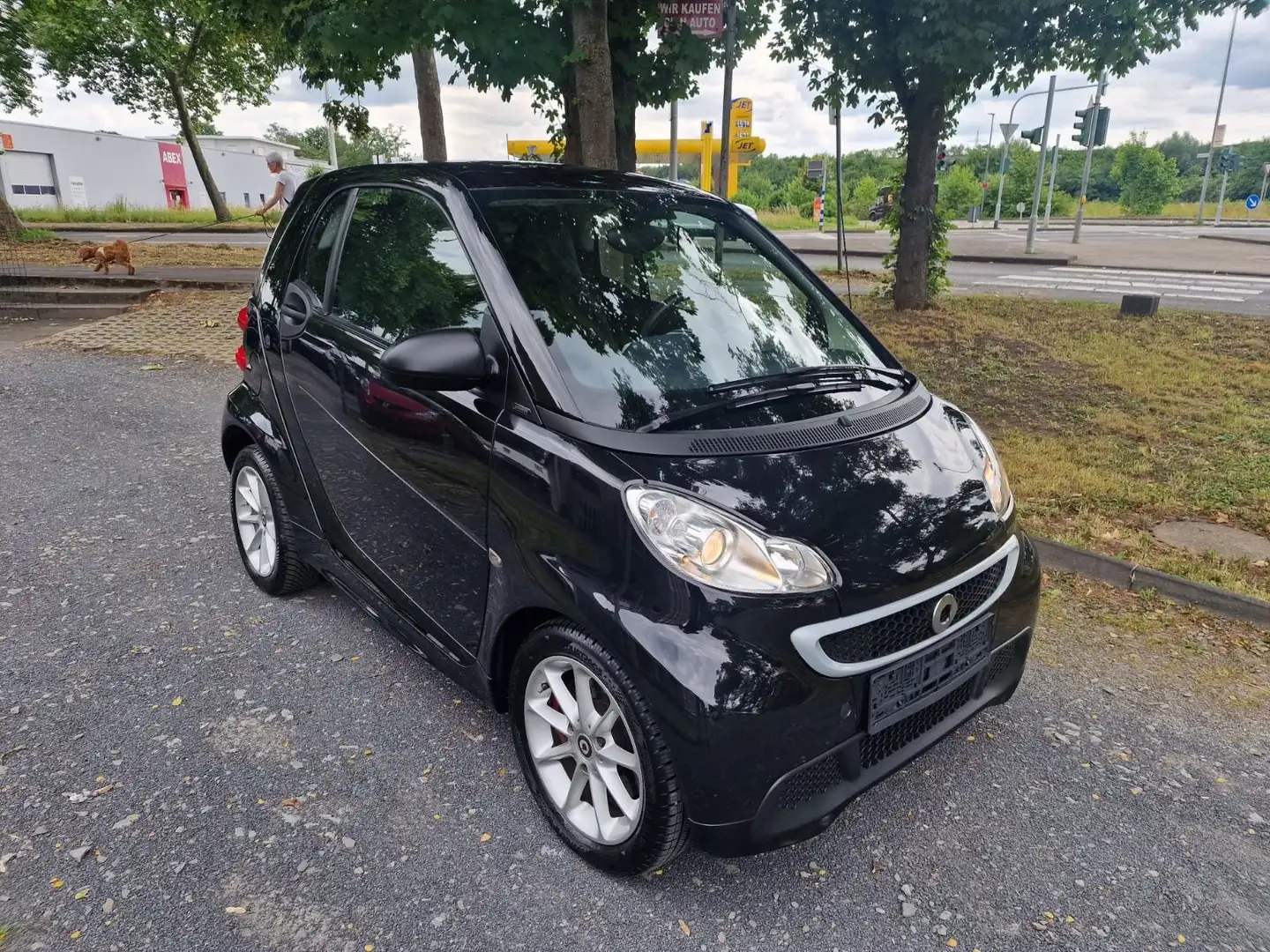 smart forTwo fortwo 62kW Servo/ Klima / Panorama/Navi Schwarz - 1