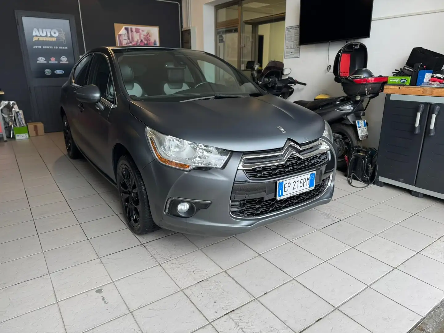 DS Automobiles DS 4 DS4 I 2012 DS4 1.6 e-hdi (airdream) Business 115cv Grigio - 2
