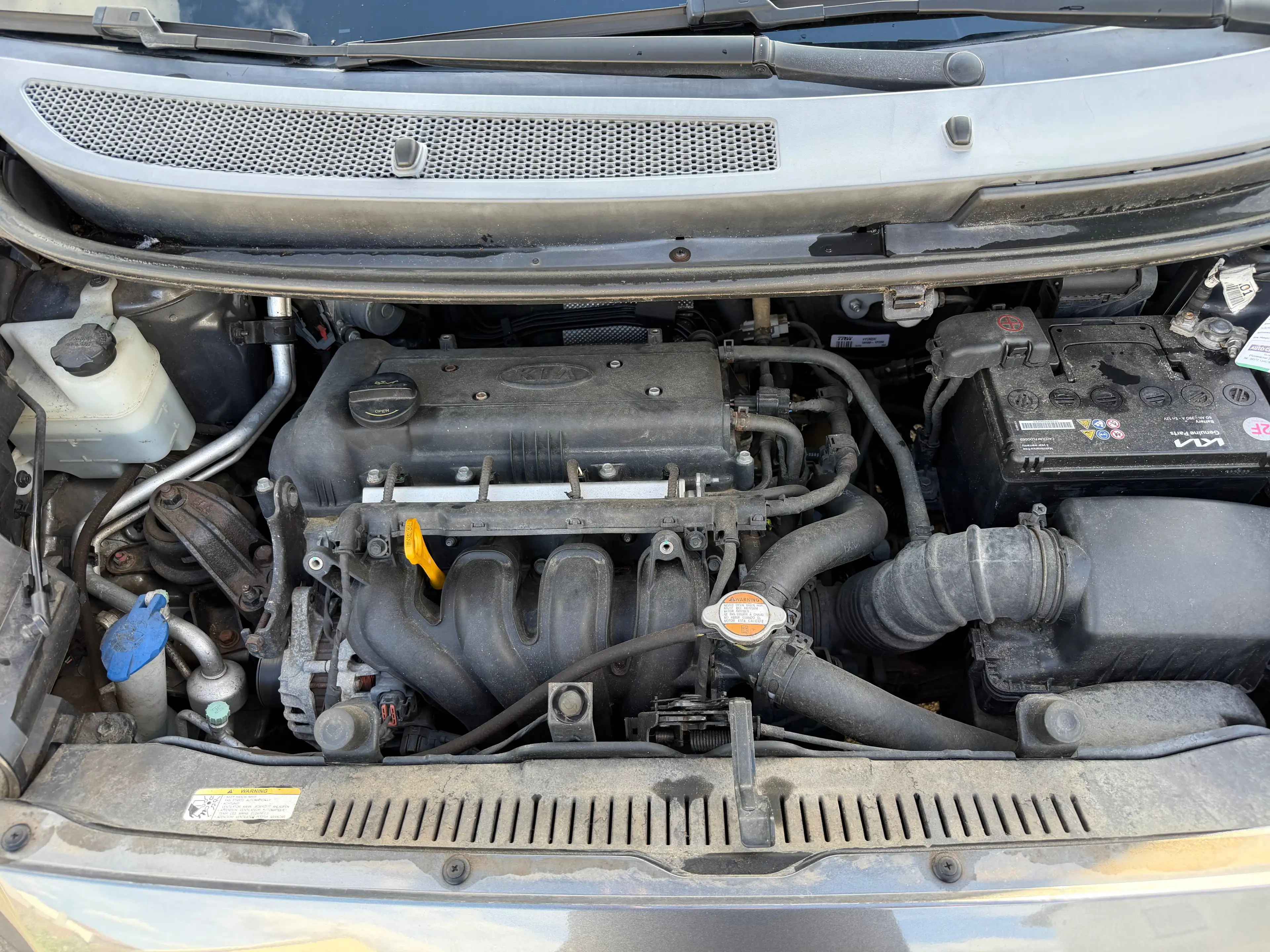 Kia Venga 1.4 Spirit *1. Hand*Nur 32.967km*Pano*Klima*PDC*Sitzheizung*Allwetter* — photo 12