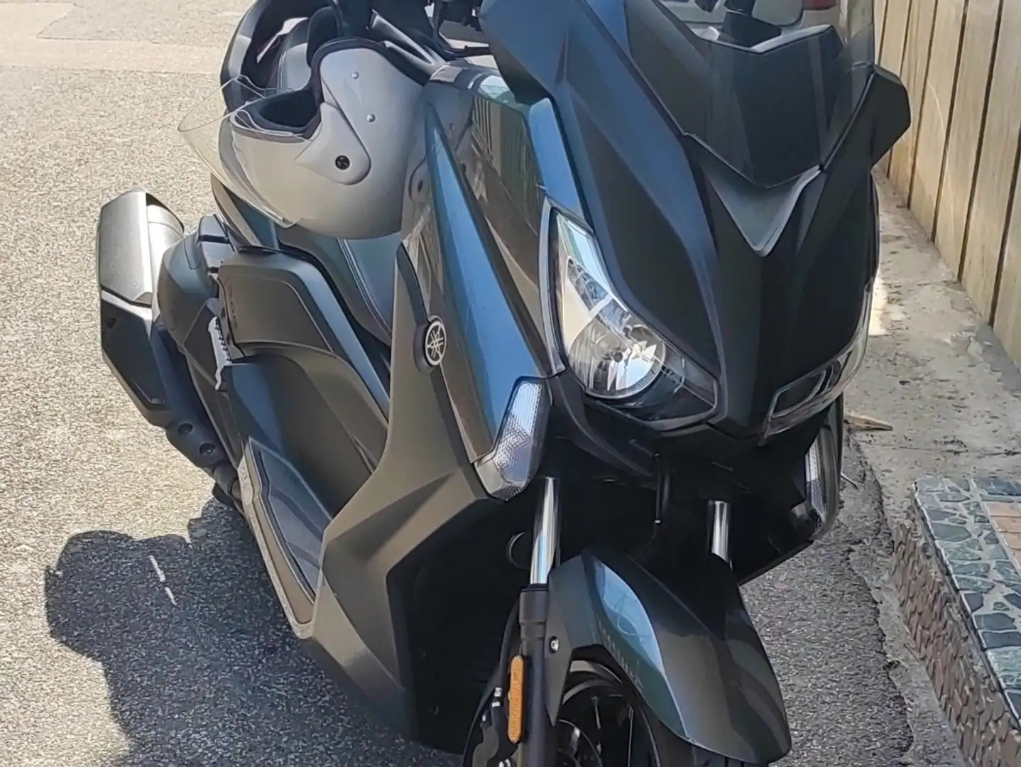 Yamaha X-Max 400 abs Gri - 1