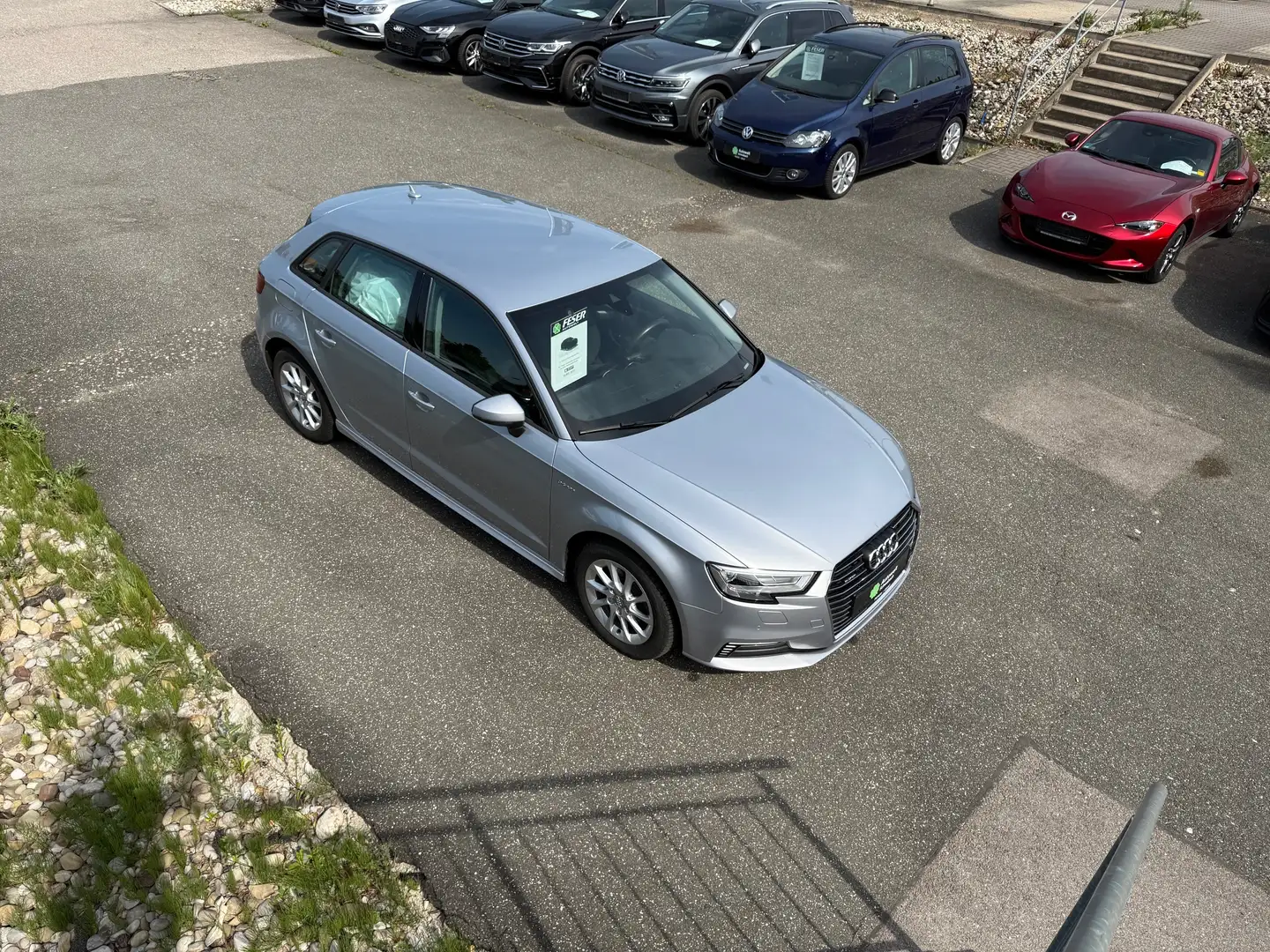 Audi A3 e-tron Sport 1.4 TFSI S tronic LED NAVI SHZ PDC Silber - 1