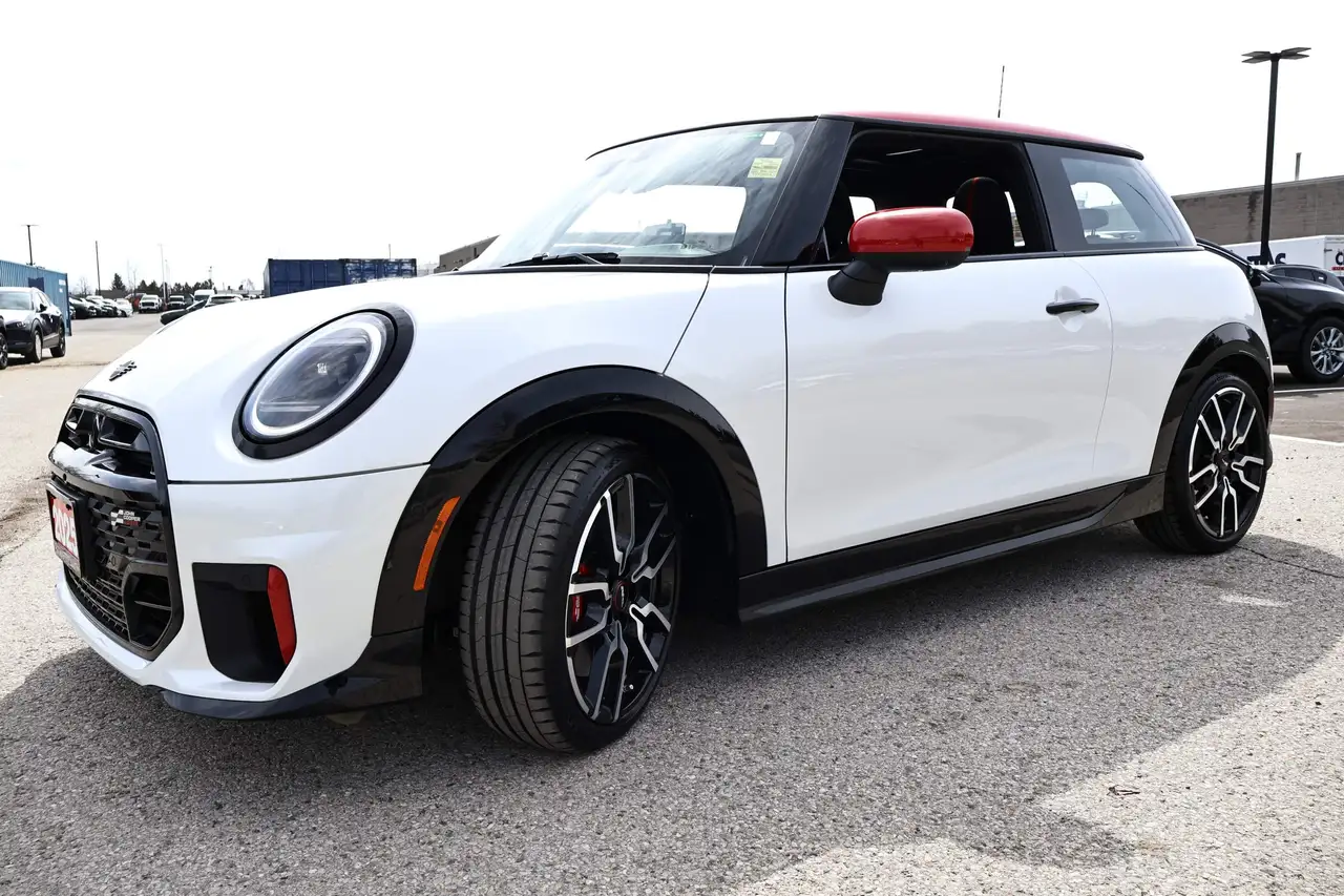 2025 MINI 3 Door
