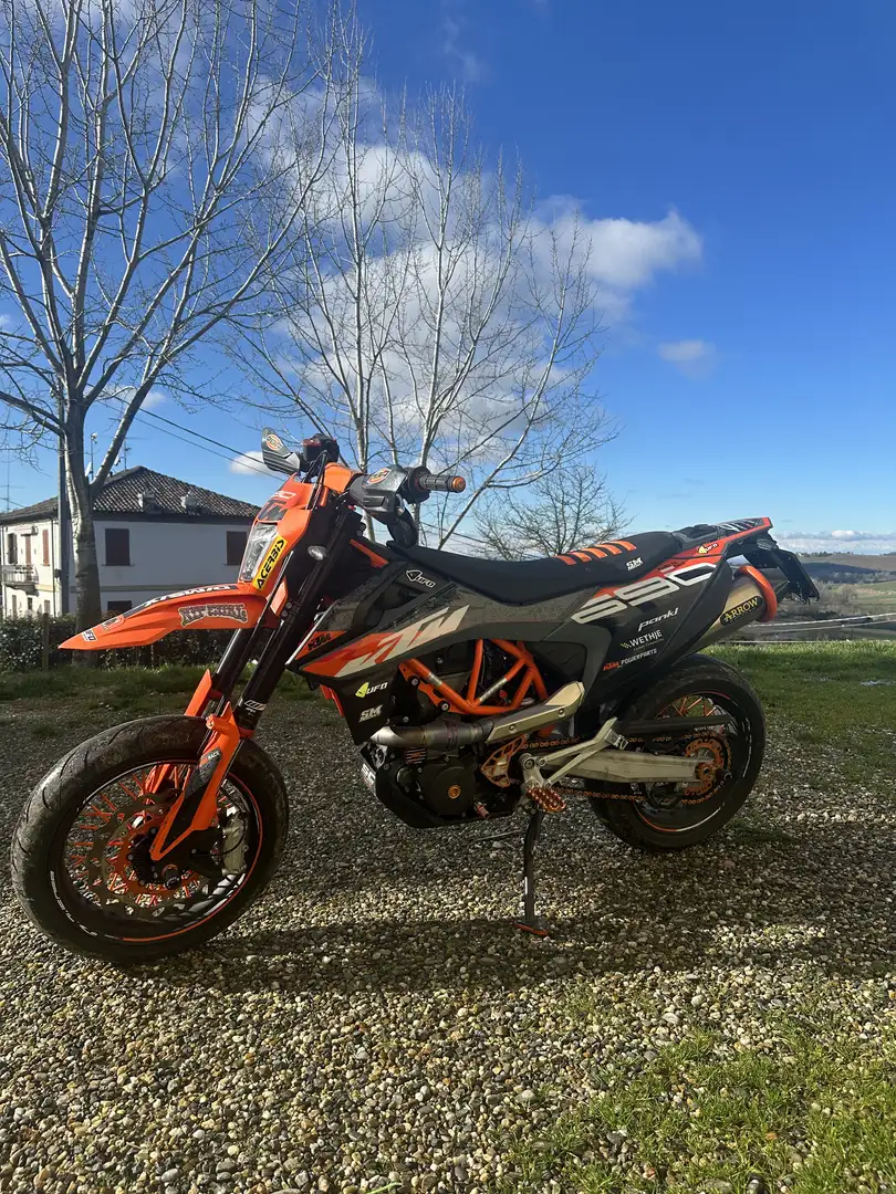 KTM 690 SMC R - 1