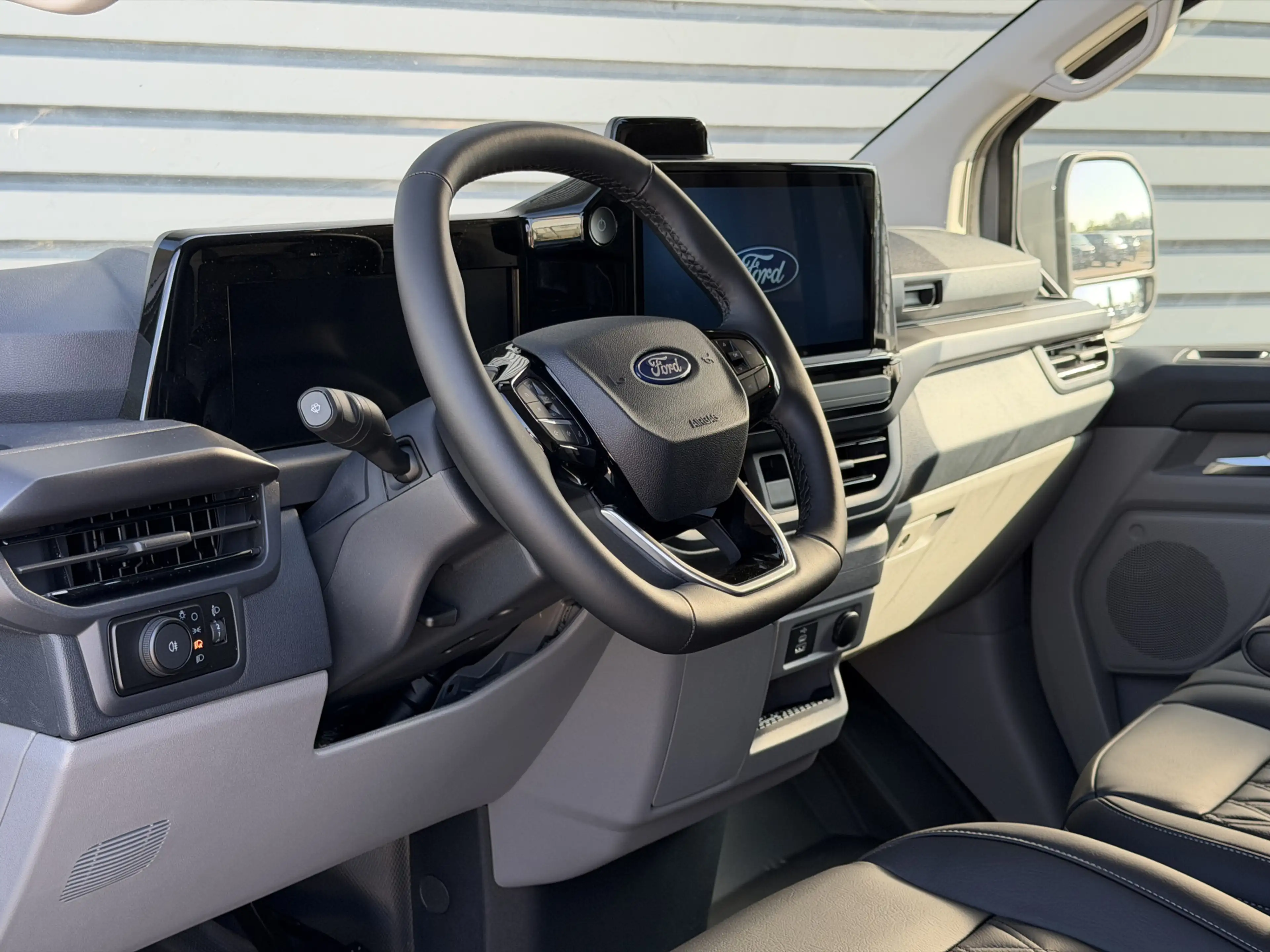 Ford E-Transit Cust. 340 L2H1 Sport 71 kWh | Next Level Edition | — photo 10