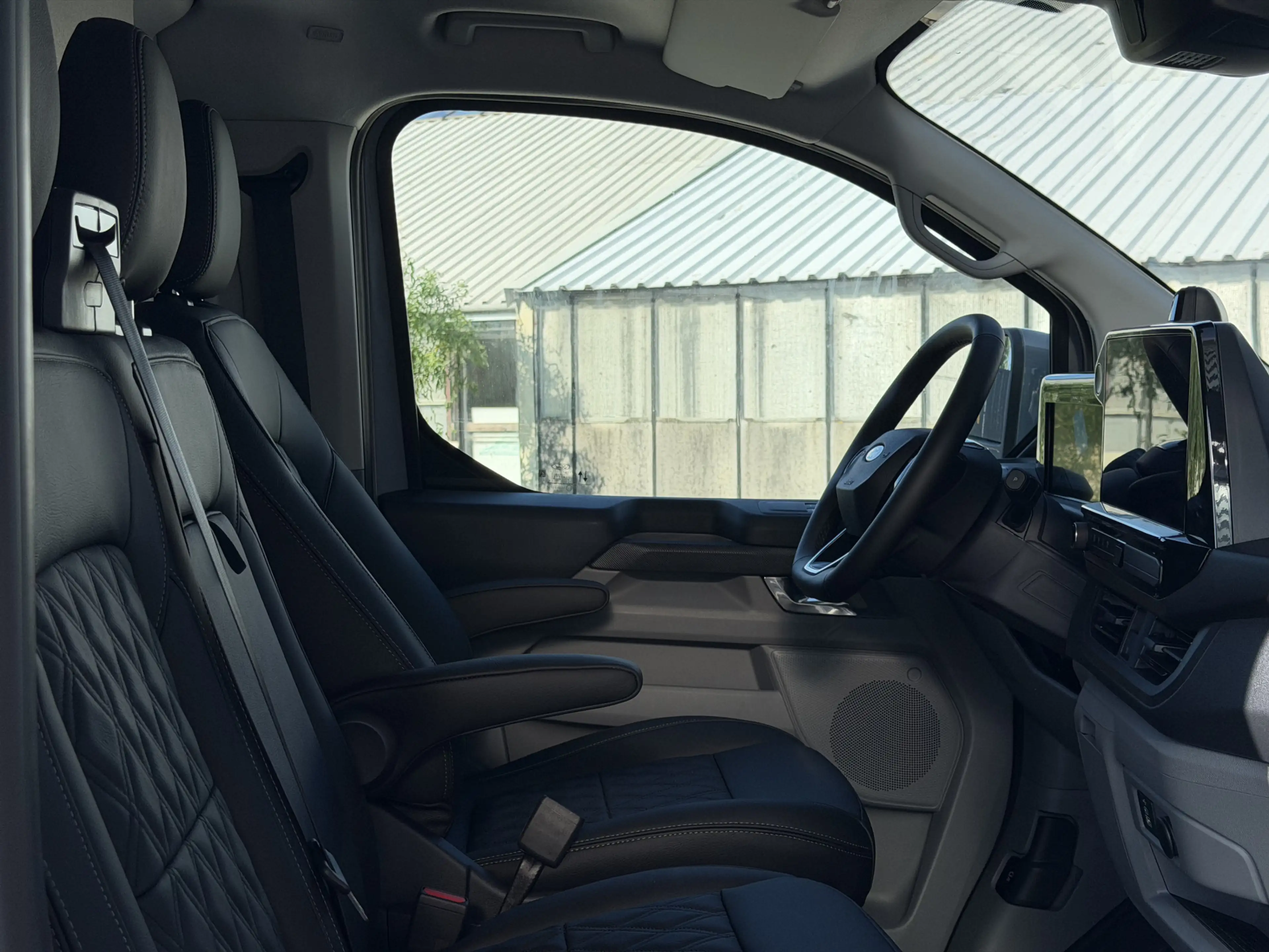 Ford E-Transit Cust. 340 L2H1 Sport 71 kWh | Next Level Edition | — photo 11