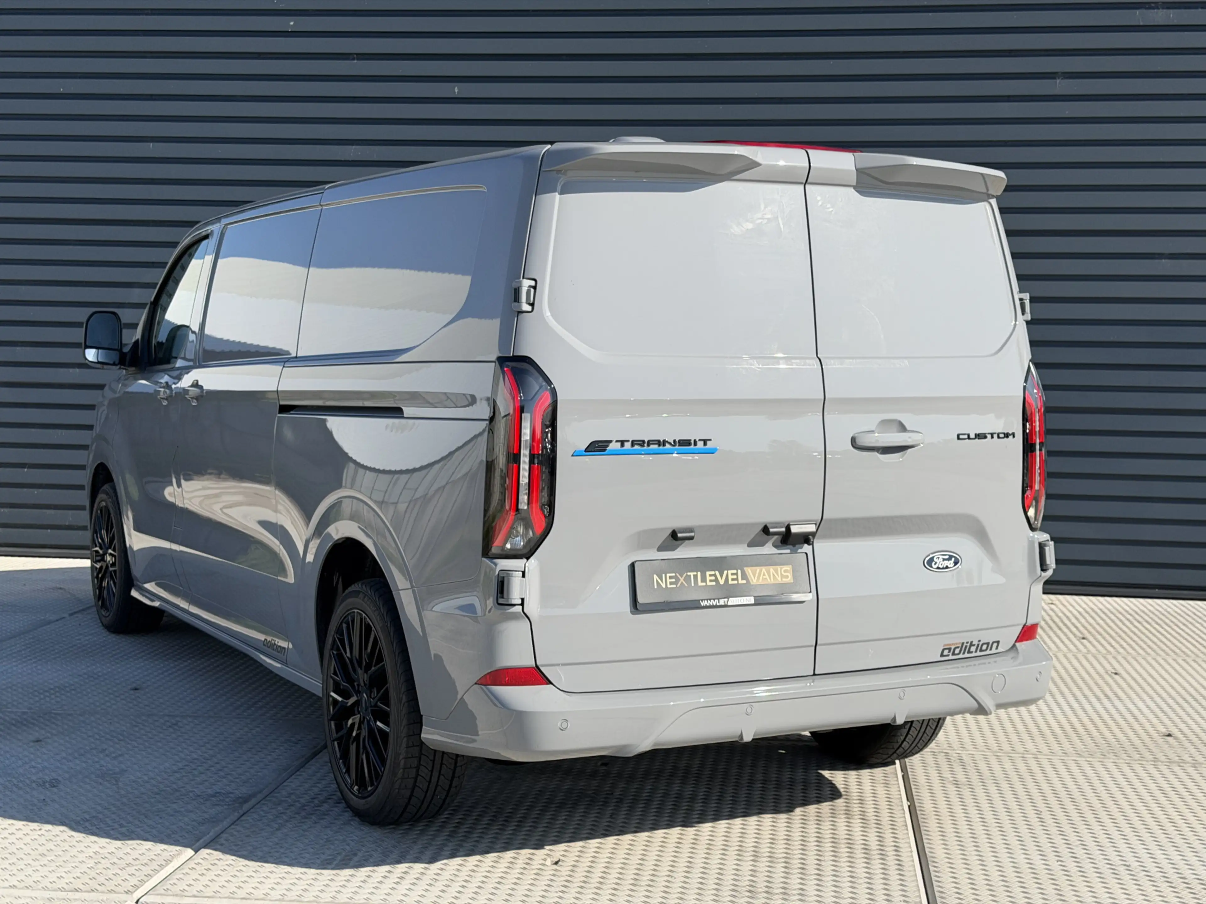 Ford E-Transit Cust. 340 L2H1 Sport 71 kWh | Next Level Edition | — photo 4