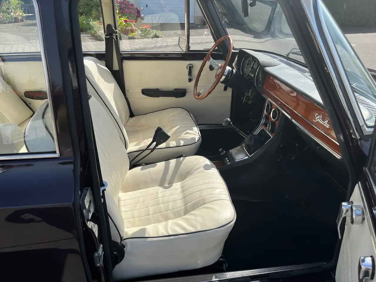 Alfa Romeo Giulia 1300 Super, H-Kennzeichen, TÜV 04/2028, foto 11