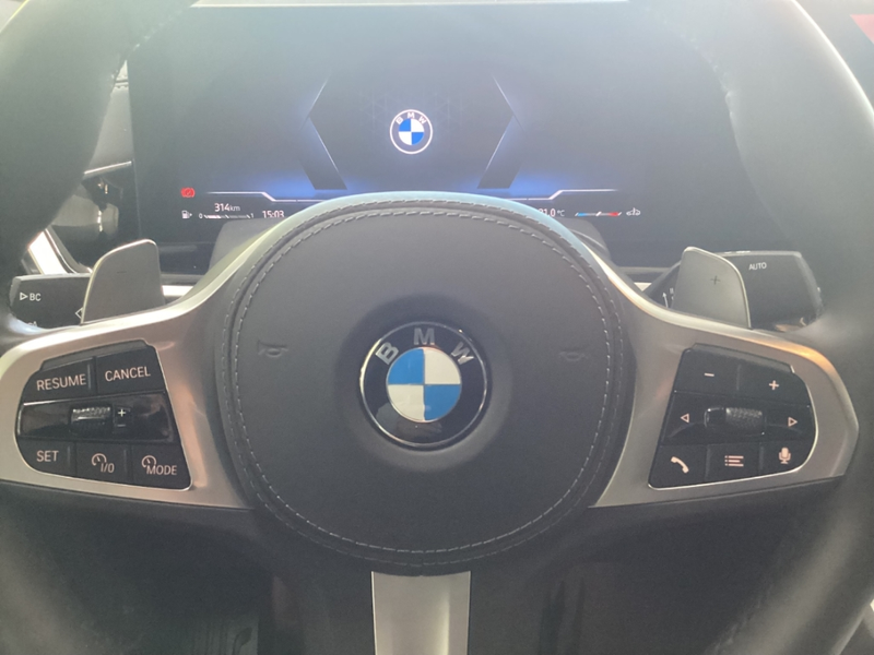 BMW X6 xDrive30d M Sport 22'' IconGl Pano Massage StandHz — photo 13