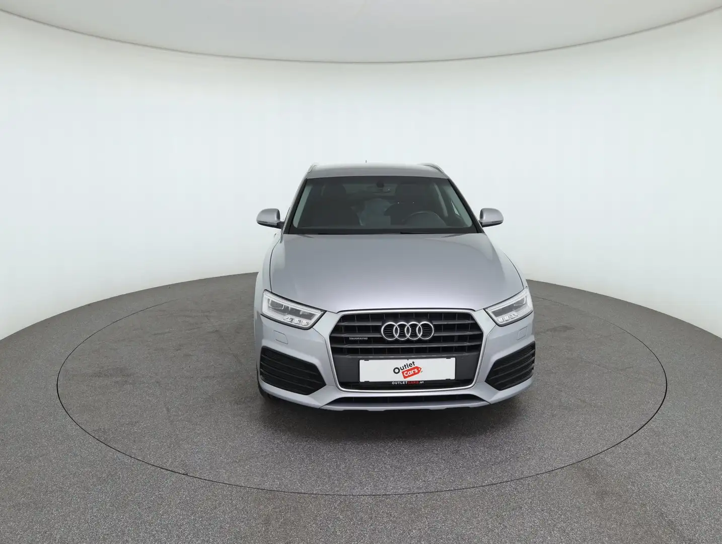 Audi Q3 2.0 TFSI quattro sport Silber - 2