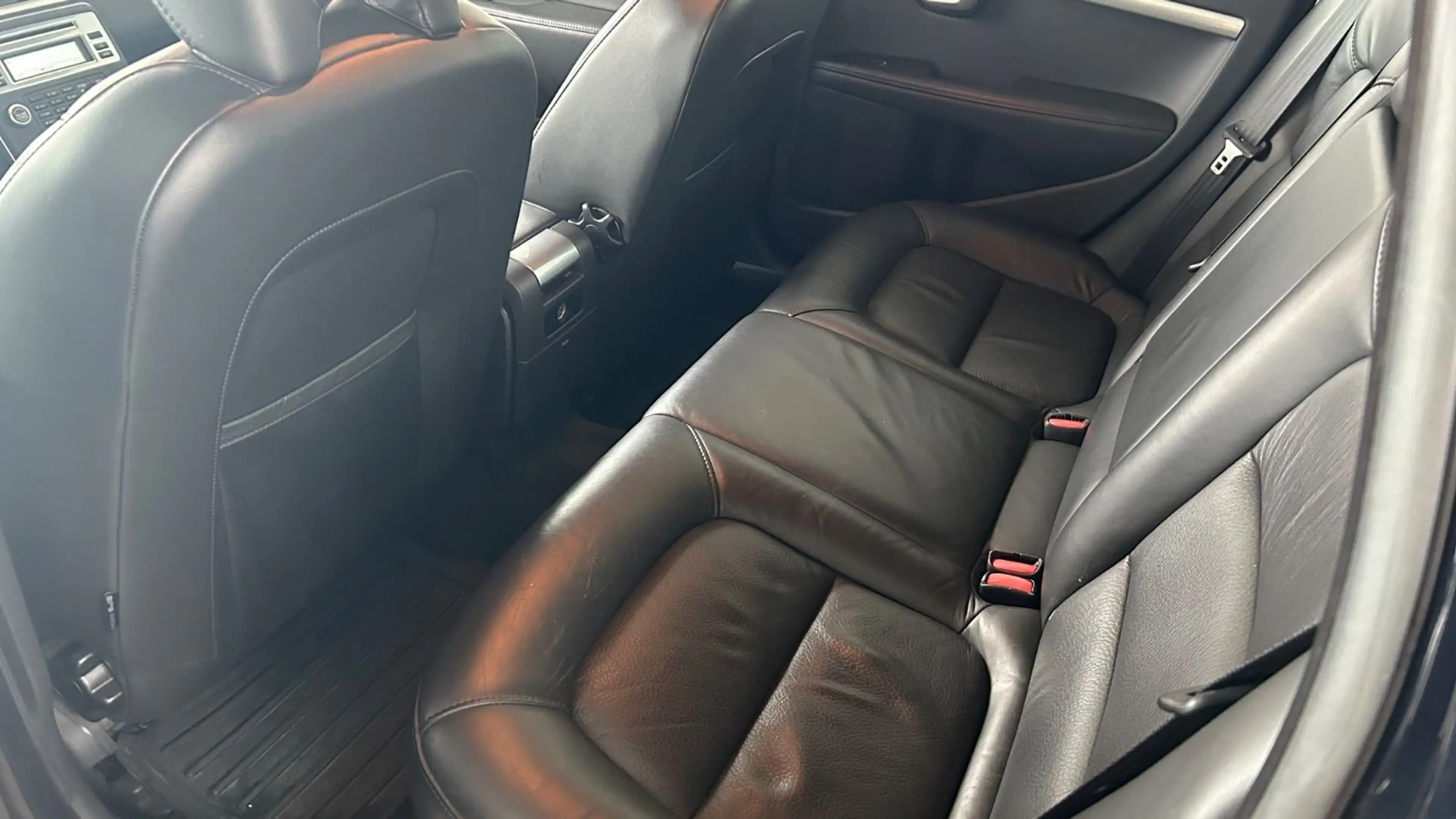 Volvo V70 Kombi Momentum — photo 8