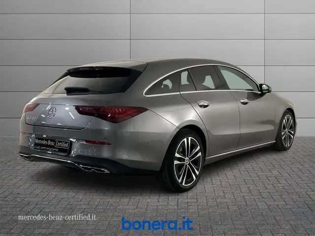 Mercedes-Benz Cla view 2