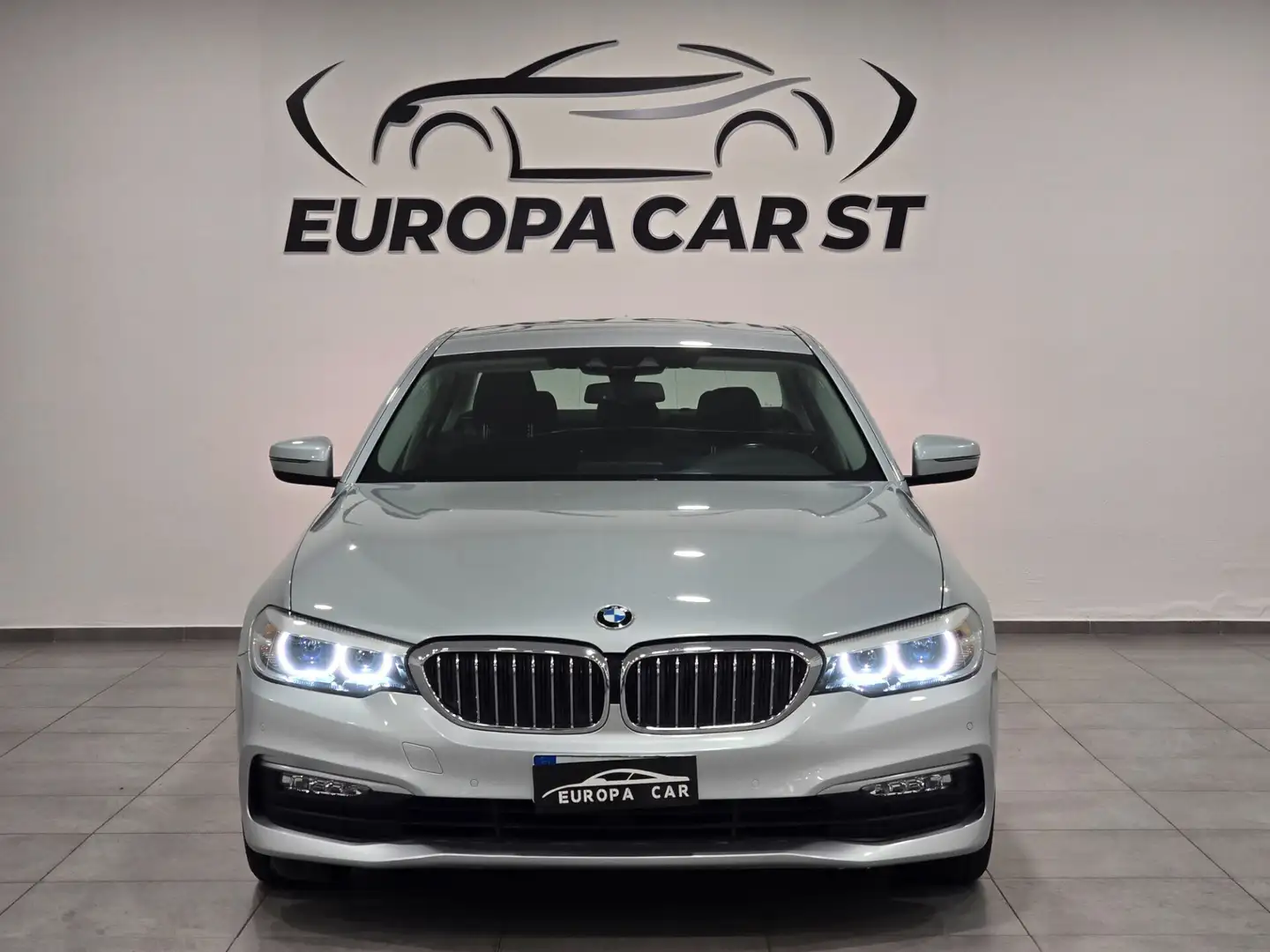 BMW 520 520d Luxury Argento - 2