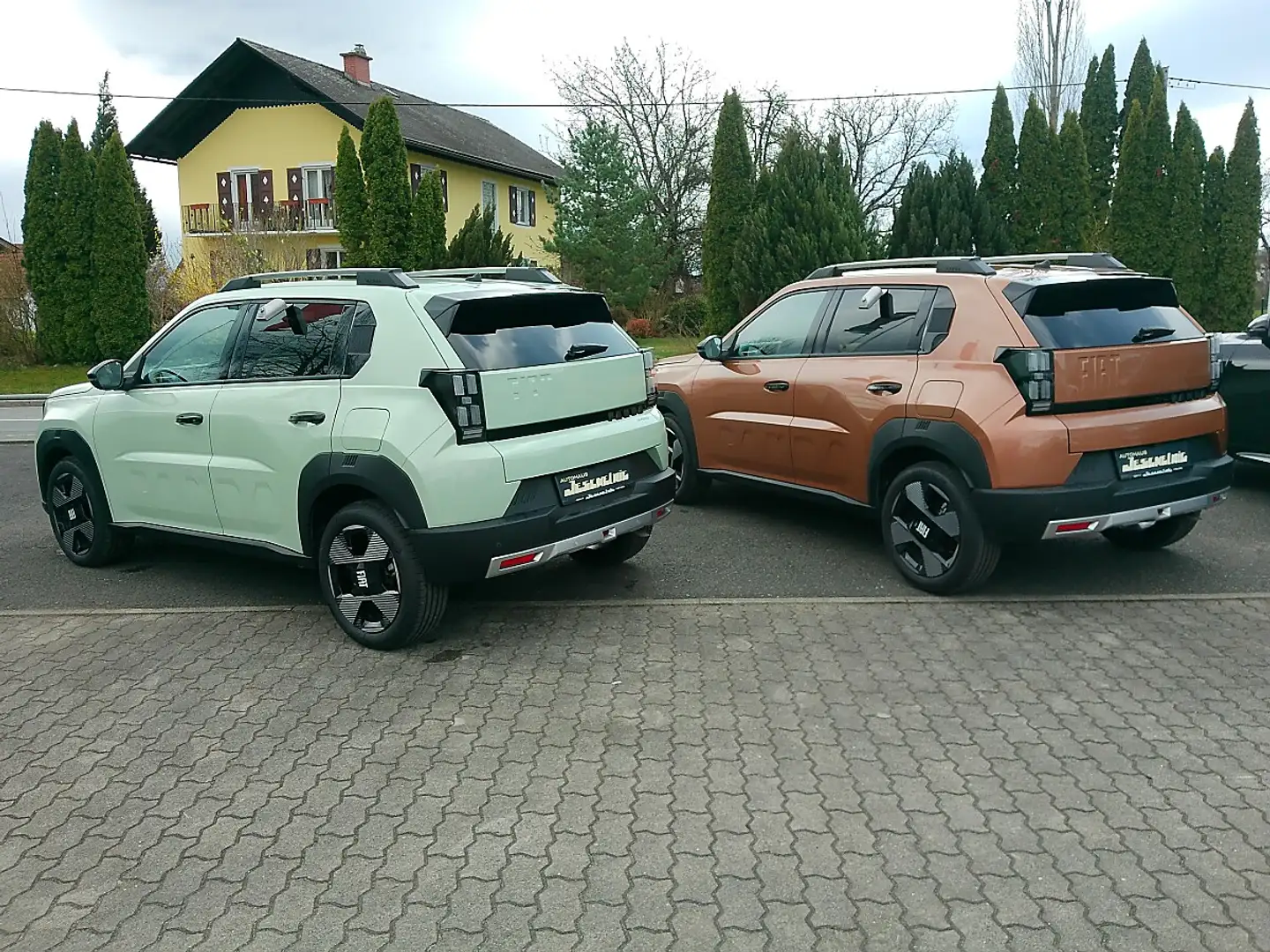 Fiat Grande Panda Hybrid mHEV 110 6-Gang eDCT La Prima - 2