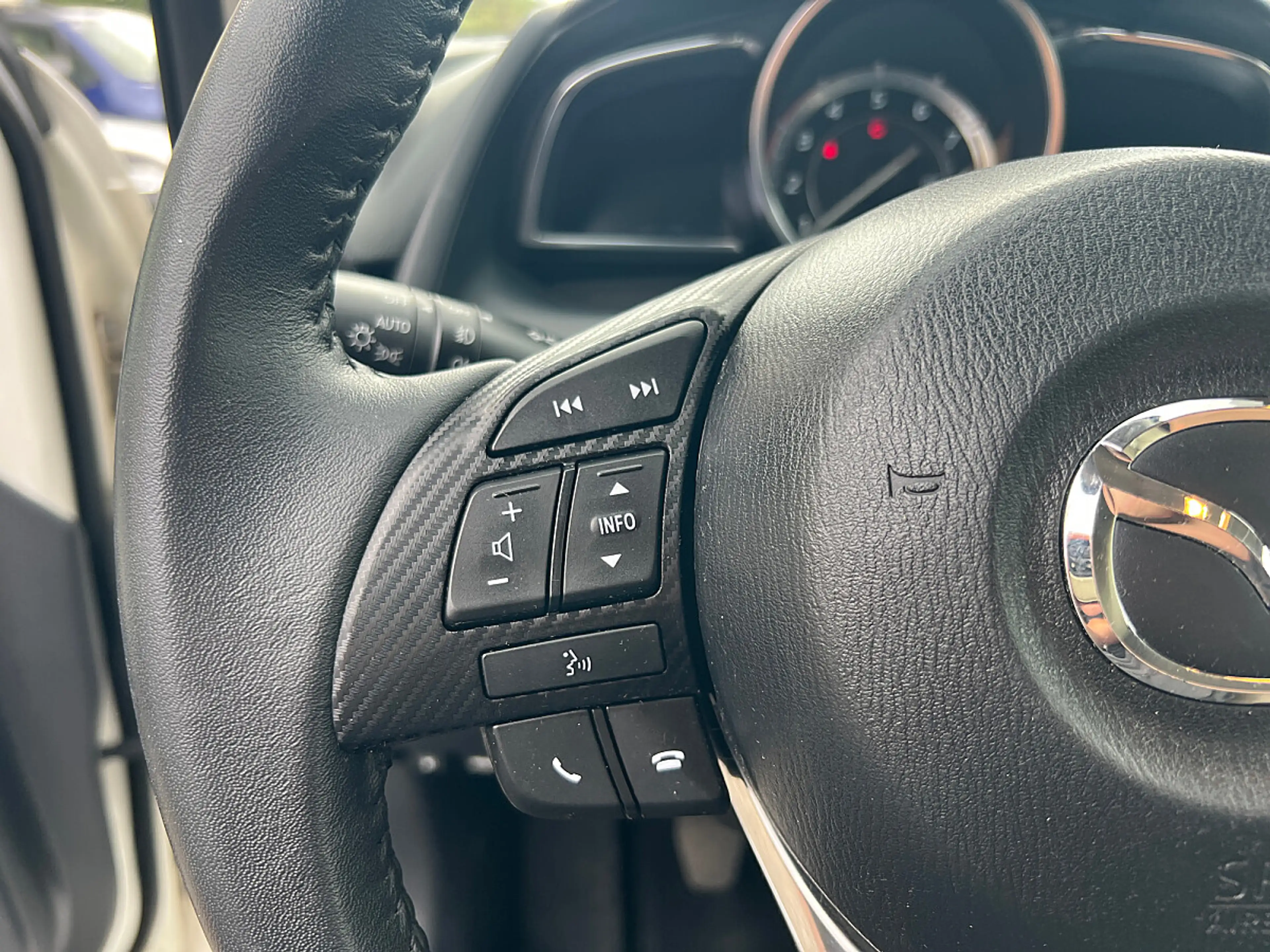 Mazda 2 Mazda2 1.5 Skyactiv-G Revolution Top · nur 32.0... — photo 13