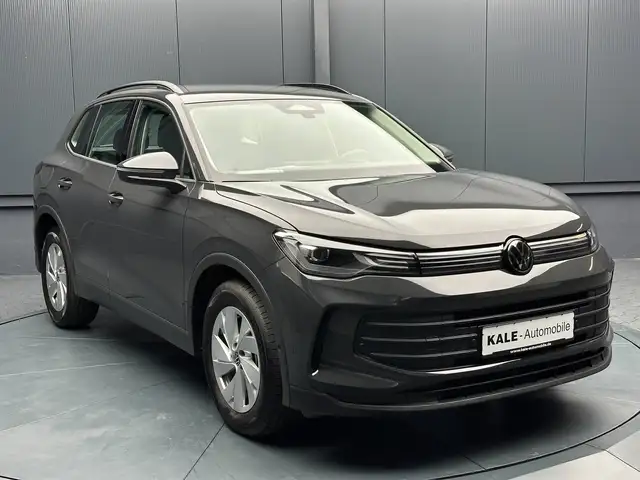 Volkswagen Tiguan view 7