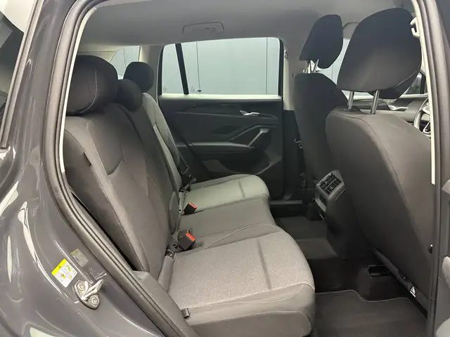Volkswagen Tiguan view 25