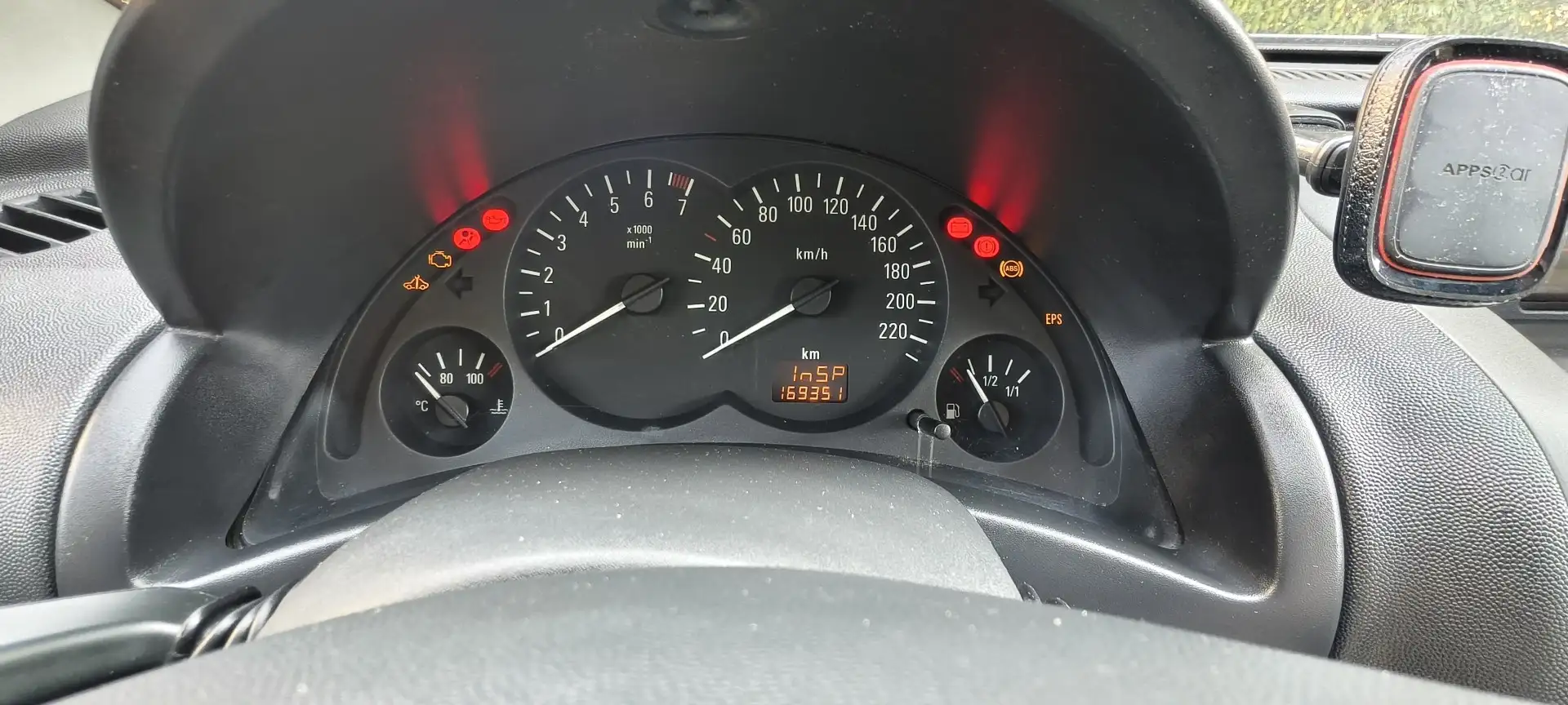 Opel Corsa 1,2 16V Schwarz - 2