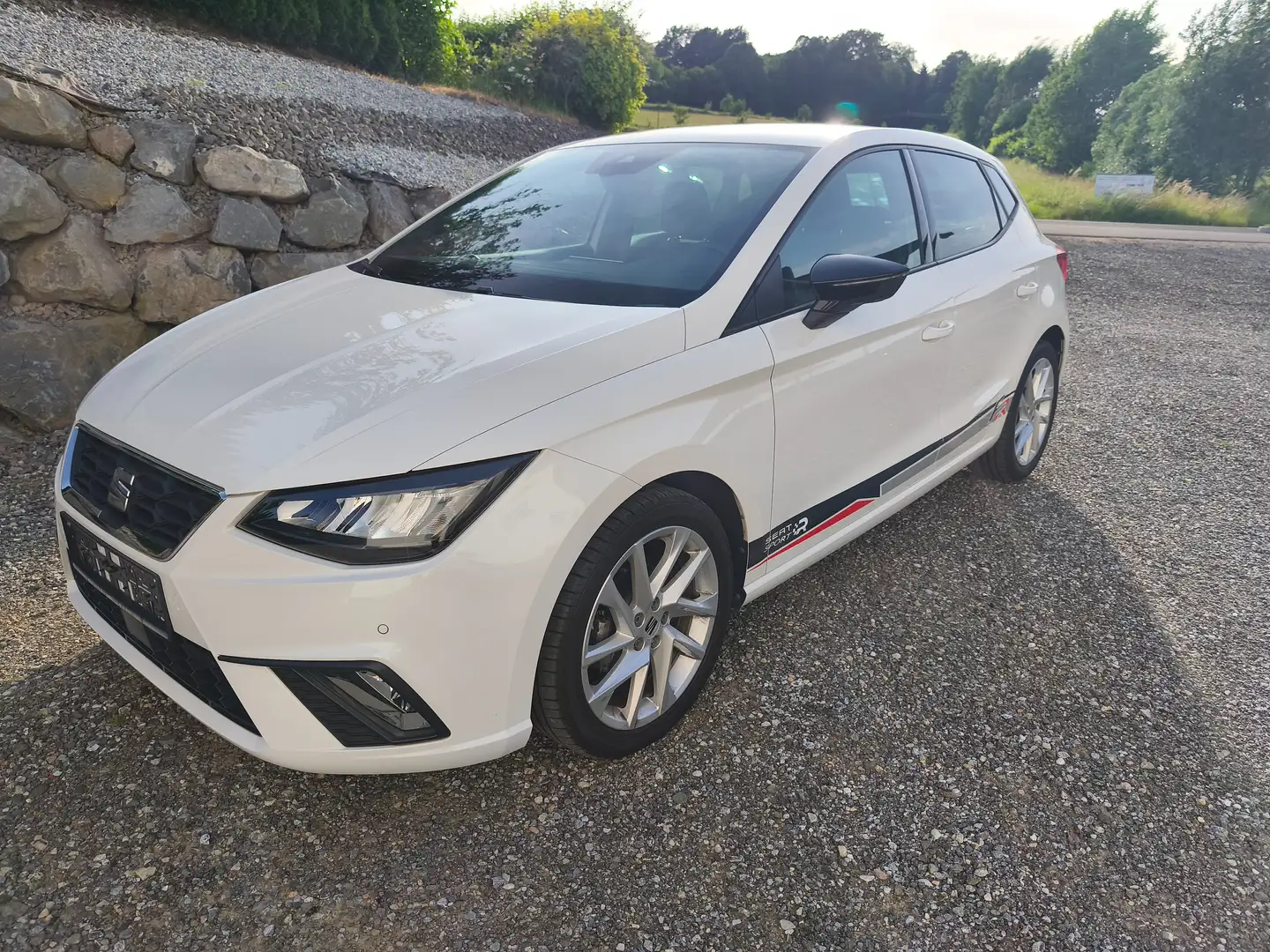 SEAT Ibiza 1,0 EcoTSI FR Sportpaket,Rückfahrkamera Blanco - 2