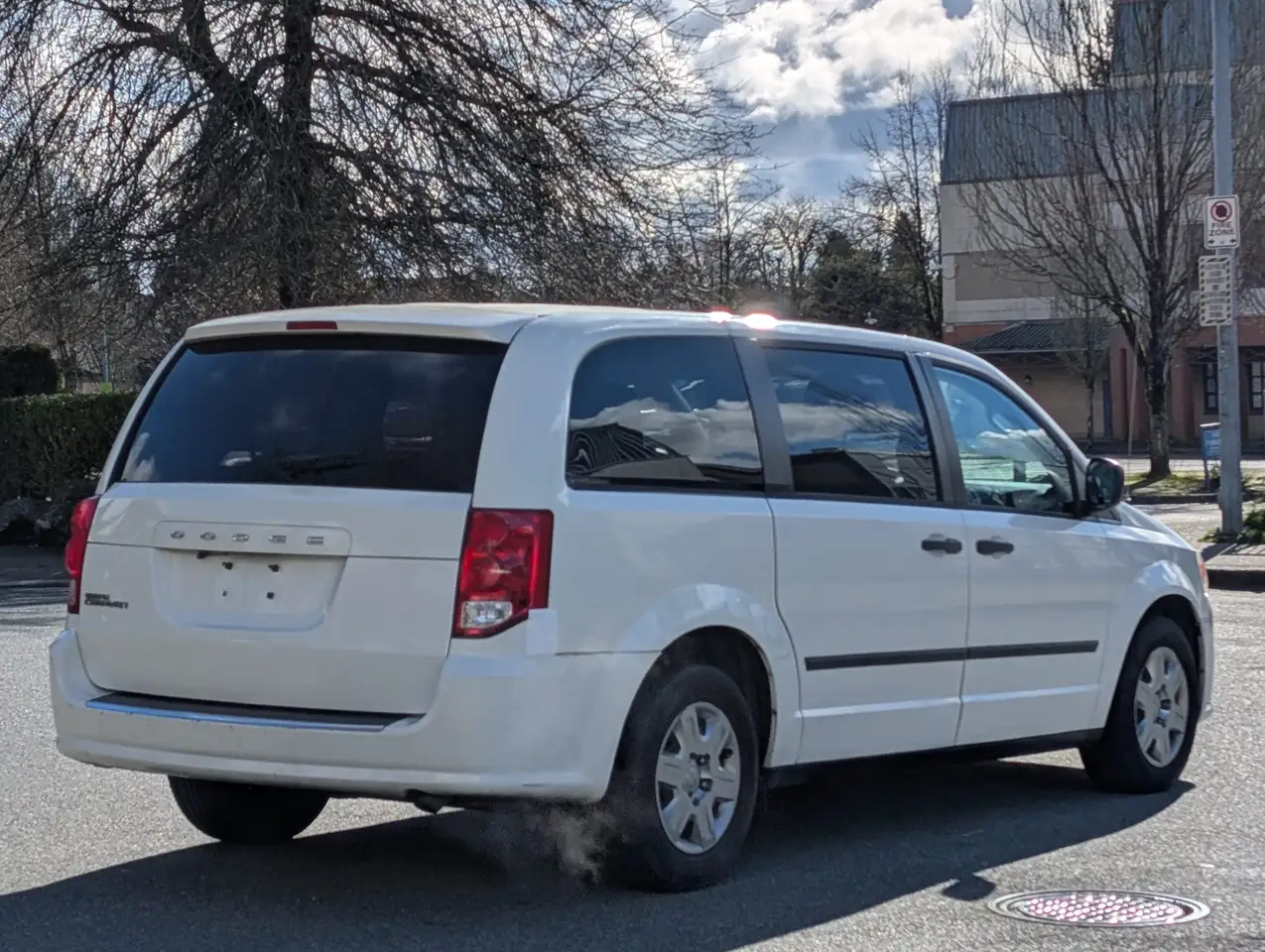Dodge Grand Caravan photo Dodge Grand Caravan