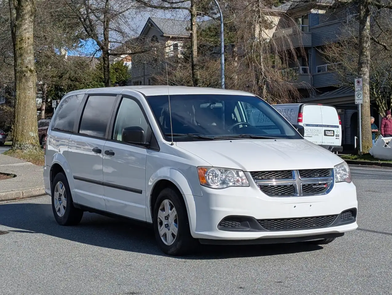 Dodge Grand Caravan photo Dodge Grand Caravan