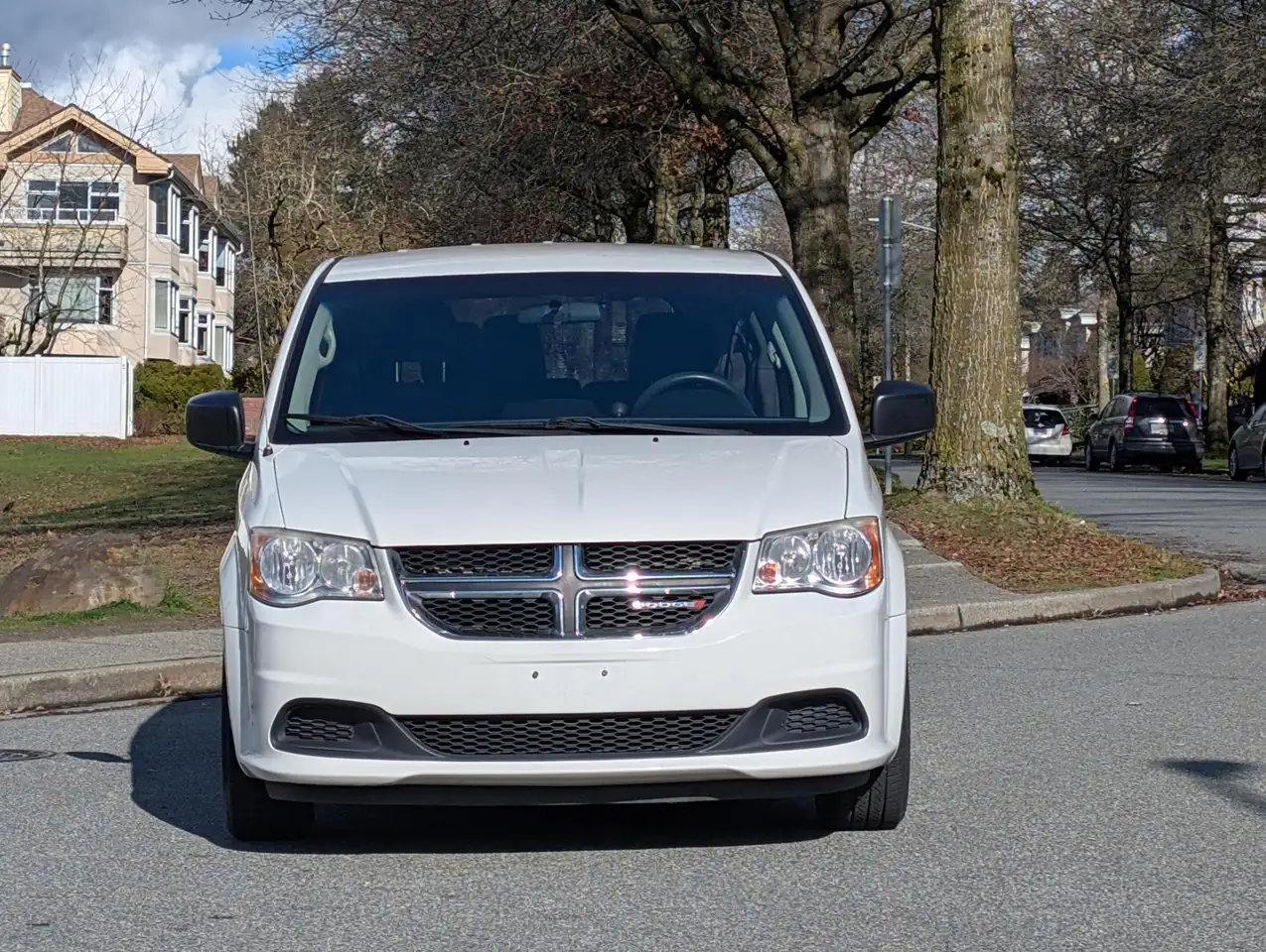 Dodge Grand Caravan photo Dodge Grand Caravan