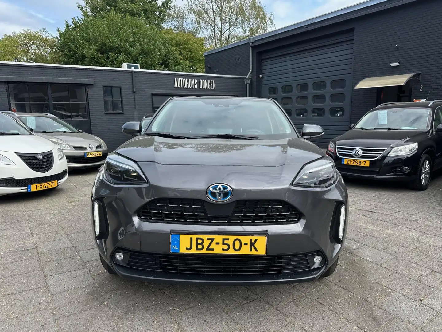 Toyota Yaris Cross 1.5 (116pk) Hybrid Launch Edition! Aut! Navi! Came Gris - 2