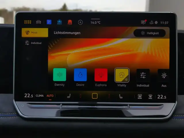 Volkswagen Tiguan Sport TDI 4MOTION DSG Ansicht 11