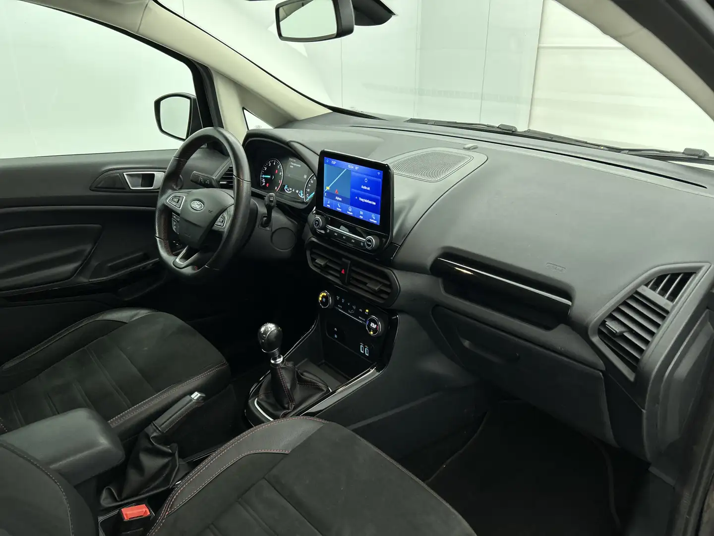Ford EcoSport 1.0 126PK ST-Line / Black-line / Airco-ecc./ Navig Zwart - 2