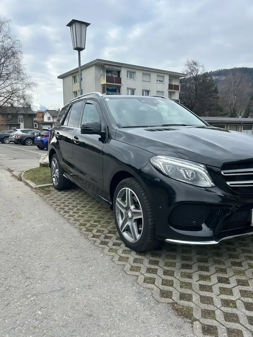 Mercedes-Benz GLE 350 d Coupe 4Matic 9G-TRONIC AMG Line - 2