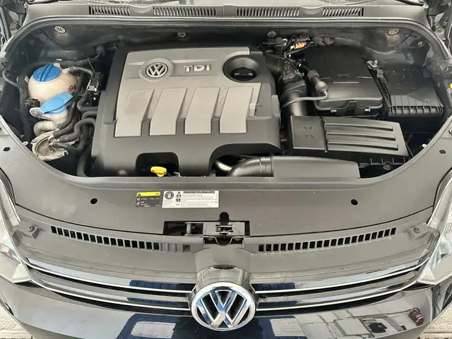 Volkswagen Golf Plus view 8