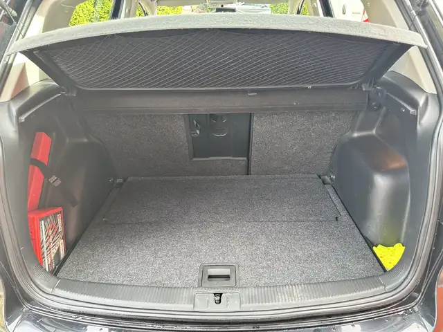 Volkswagen Golf Plus view 15