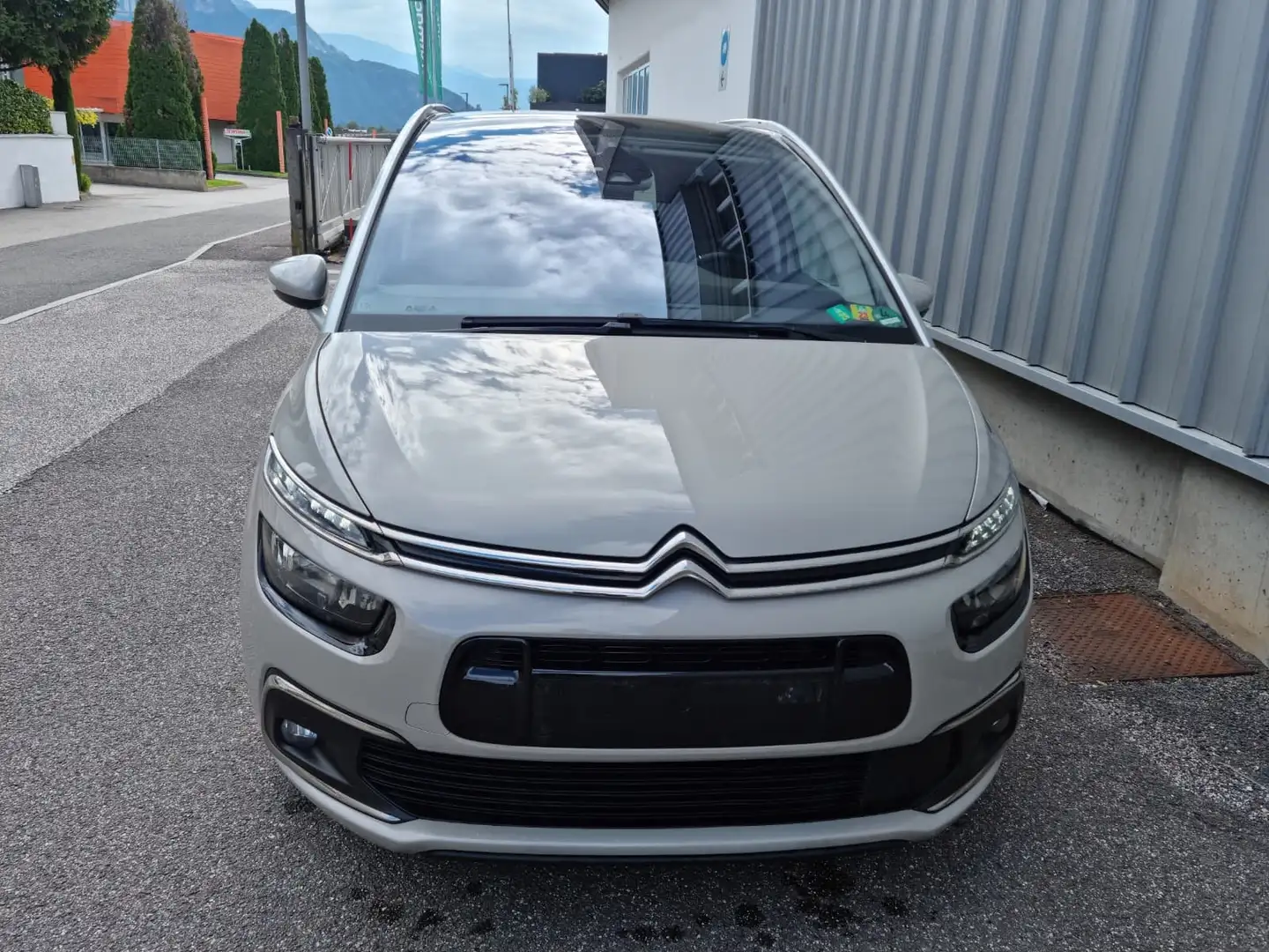 Citroen C4 SpaceTourer 1.2 Benzina Automatico Full Optional Grau - 2