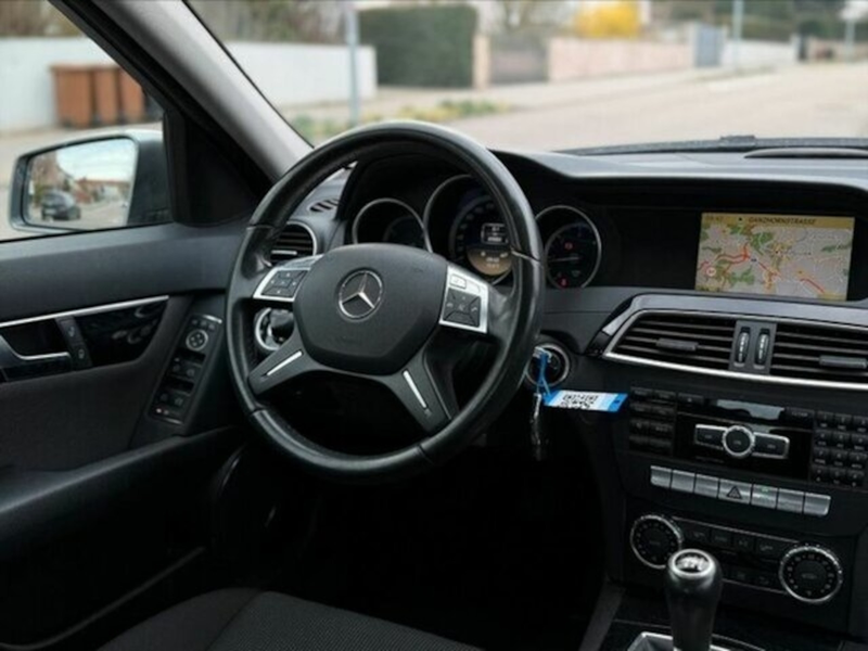 Mercedes-Benz C 200 CDI Limousine Elegance 1. Hand — photo 4