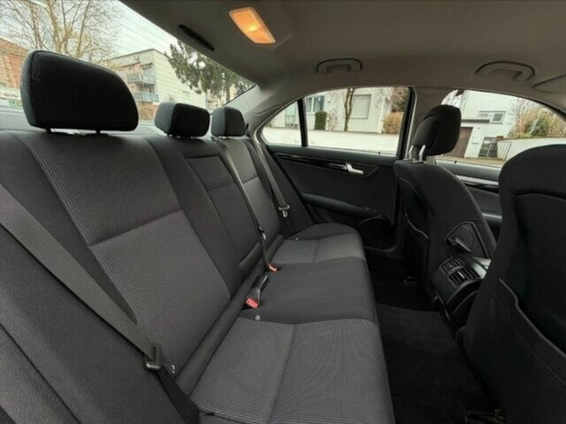 Mercedes-Benz C 200 CDI Limousine Elegance 1. Hand — photo 12