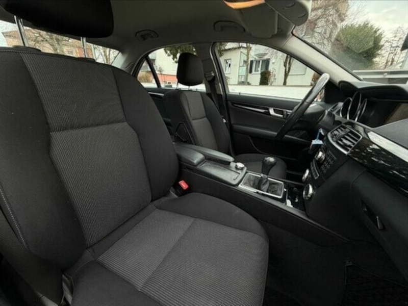 Mercedes-Benz C 200 CDI Limousine Elegance 1. Hand — photo 11