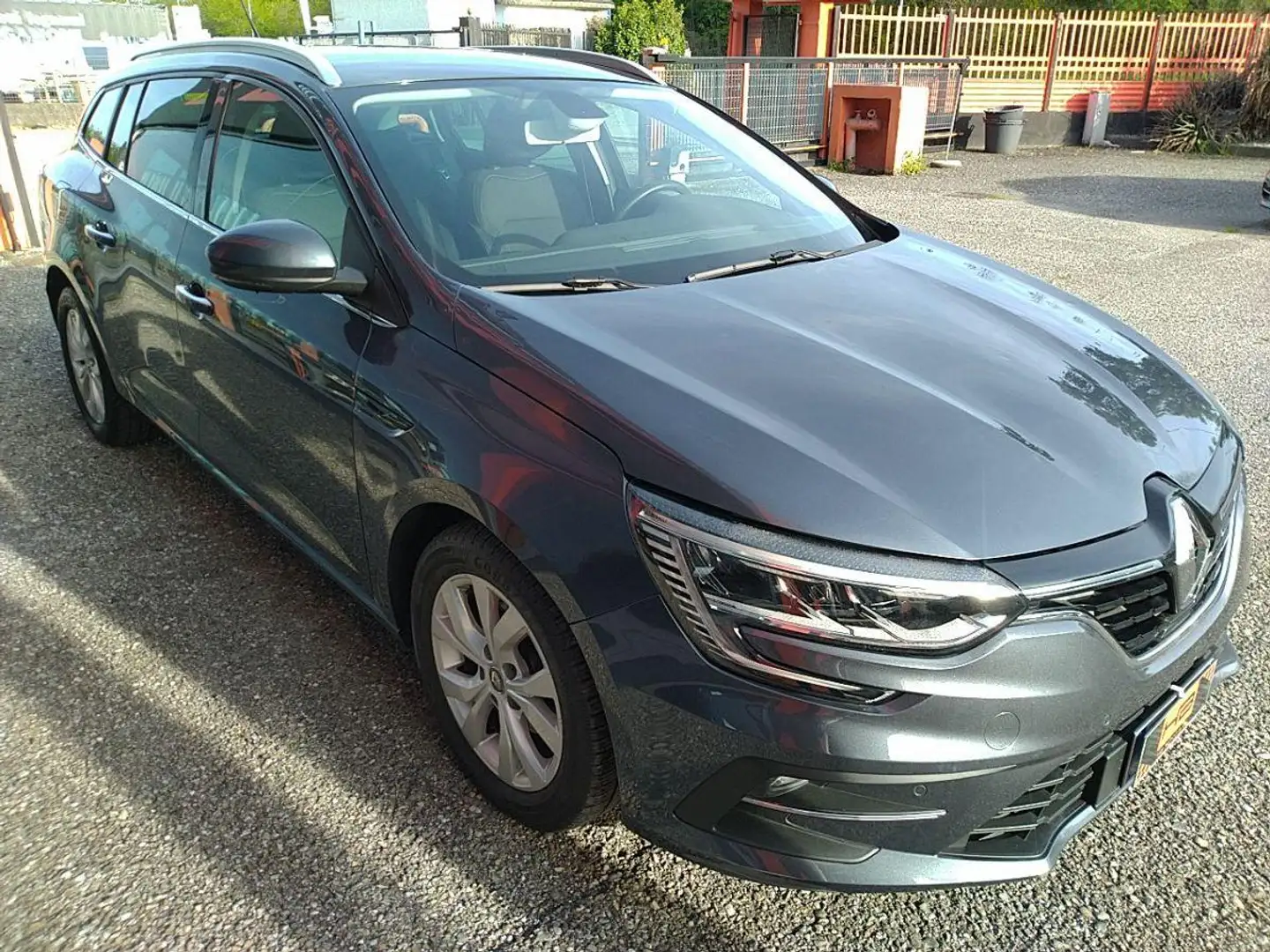 Renault Megane M&eacute;gane Blue dCi 115 CV Business Gris - 2